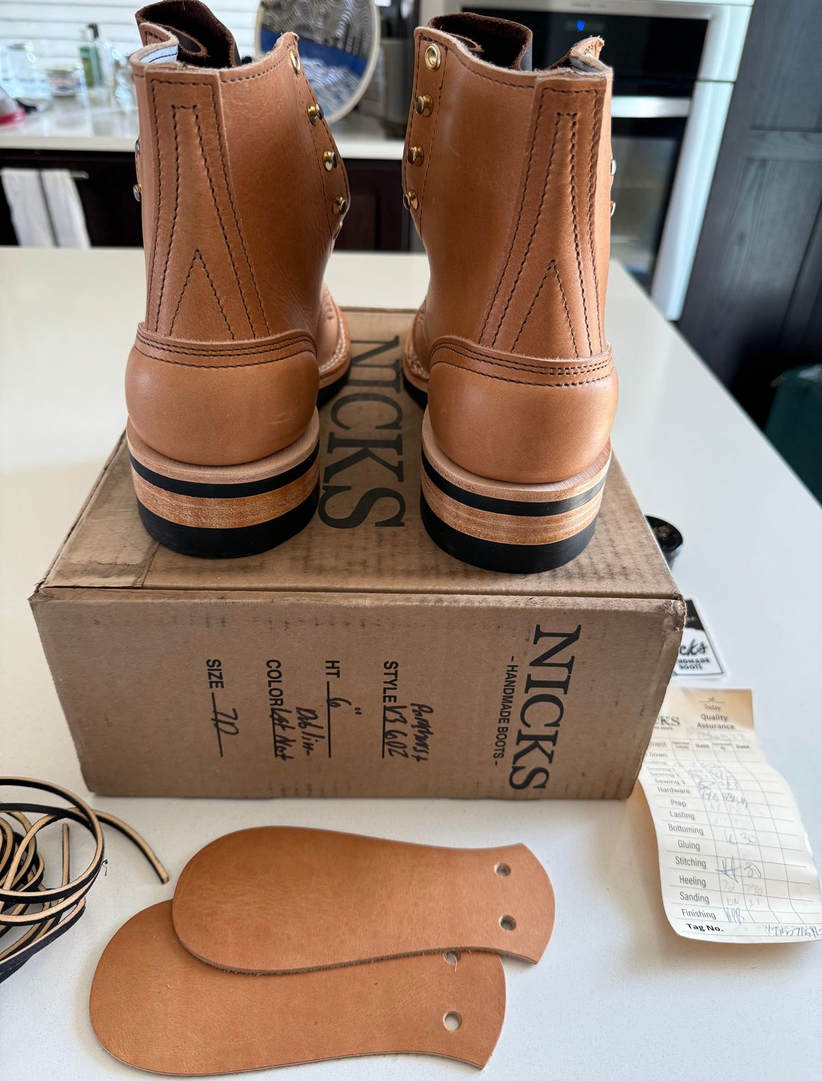 Photo by chris.8888 on August 6, 2025 of the Nicks x Parkhurst V3 in Horween Light Natural Dublin.