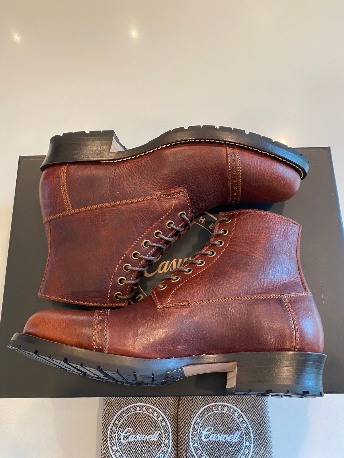 Photo by chris.8888 on May 14, 2025 of the Caswell Boot Company 1912 Russet Marching Shoe Reproduction in Gallun Red Waxy Bridger Elk.