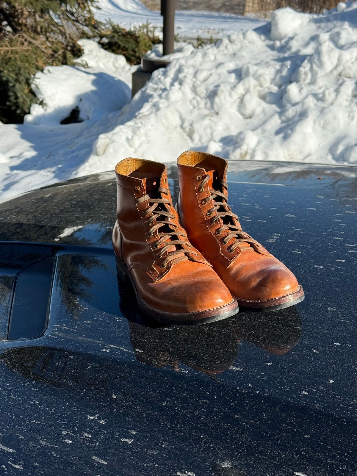 Photo by chris.8888 on December 14, 2025 of the Oldspeed MFG Service Boot 6” in Horween Russet Horsehide Strips.