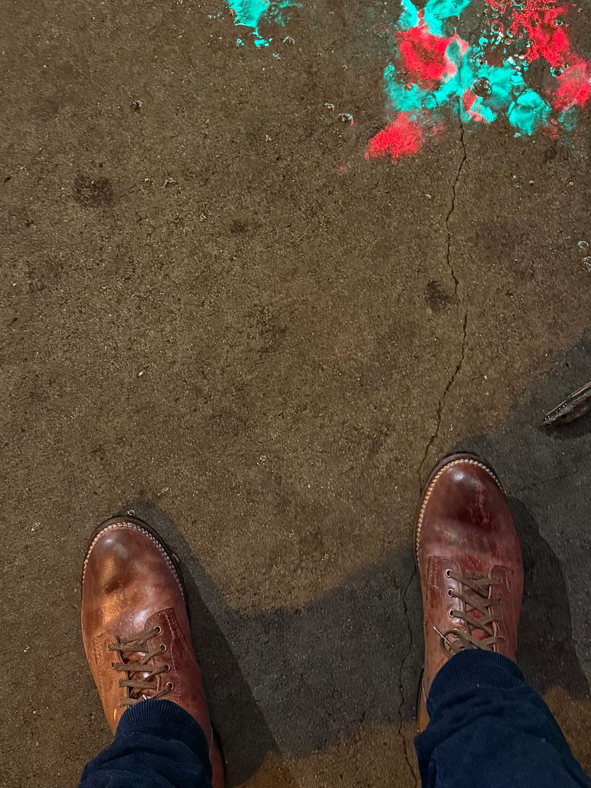 Photo by chris.8888 on December 28, 2025 of the Oldspeed MFG Service Boot 6” in Horween Russet Horsehide Strips.