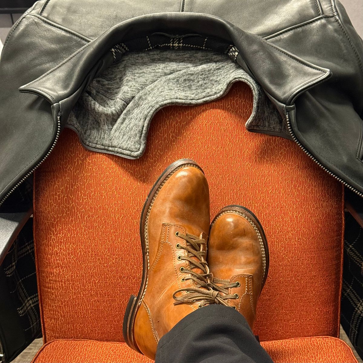 Photo by chris.8888 on January 13, 2026 of the Oldspeed MFG Service Boot 6” in Horween Russet Horsehide Strips.