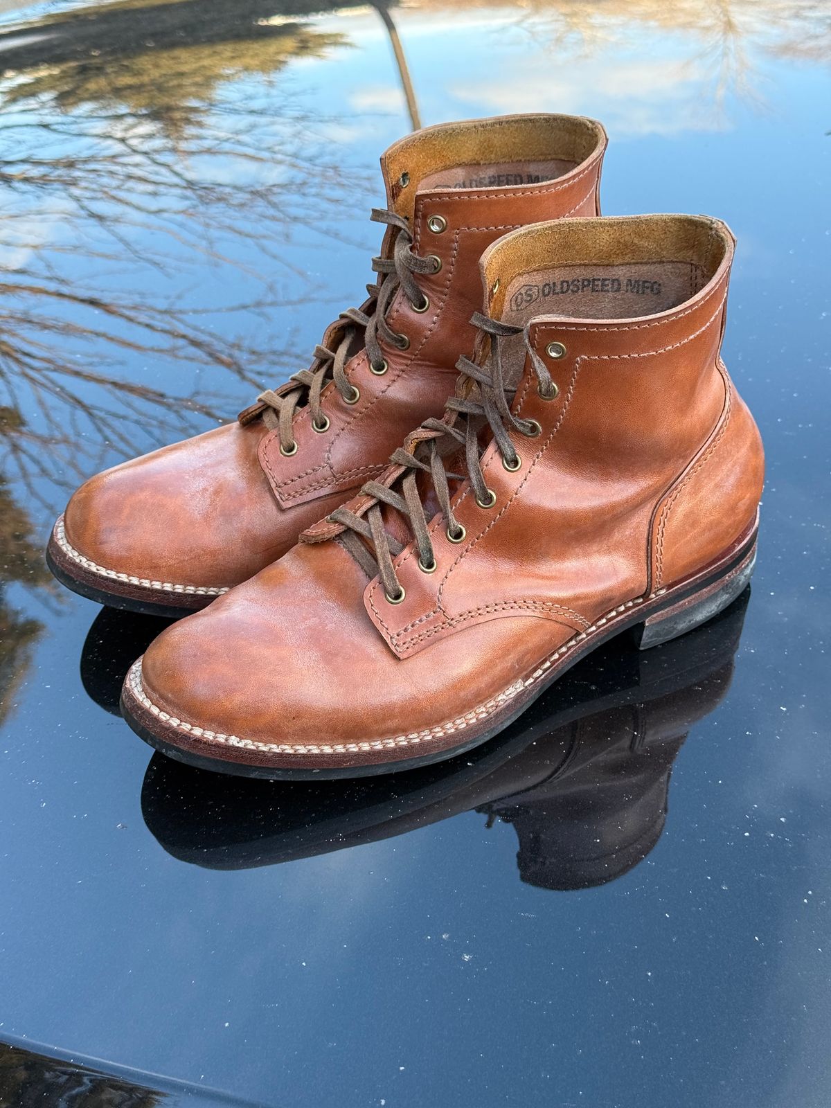 Photo by chris.8888 on January 14, 2026 of the Oldspeed MFG Service Boot 6” in Horween Russet Horsehide Strips.