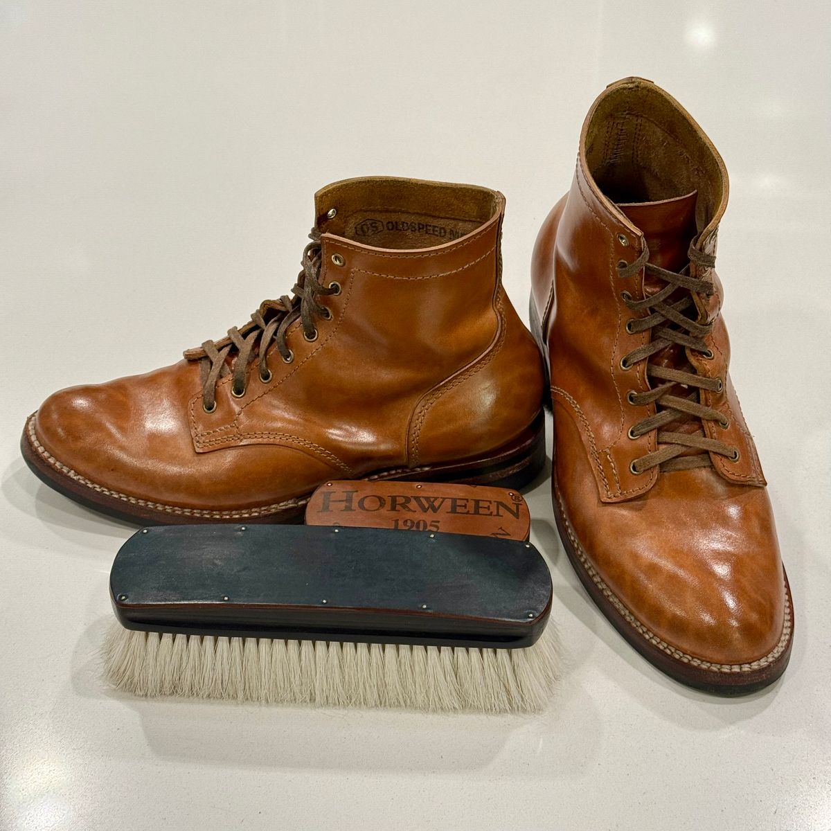 Photo by chris.8888 on January 16, 2026 of the Oldspeed MFG Service Boot 6” in Horween Russet Horsehide Strips.