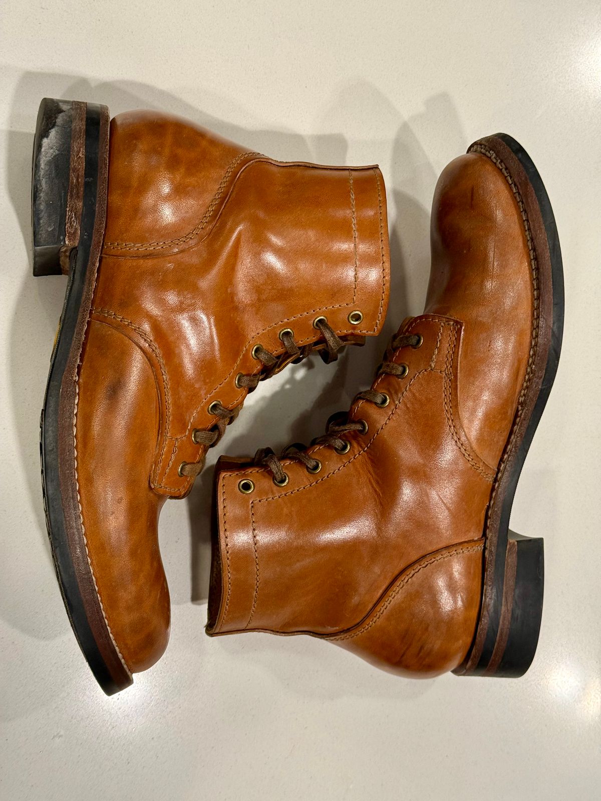 Photo by chris.8888 on February 3, 2026 of the Oldspeed MFG Service Boot 6” in Horween Russet Horsehide Strips.