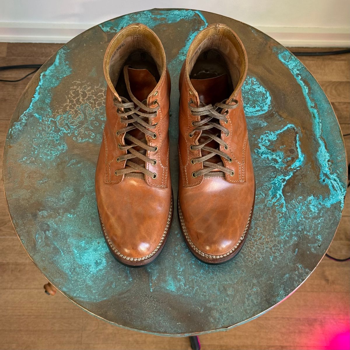 Photo by chris.8888 on February 3, 2026 of the Oldspeed MFG Service Boot 6” in Horween Russet Horsehide Strips.
