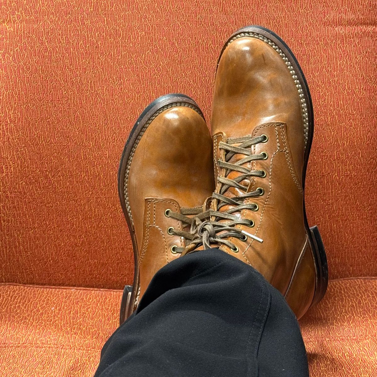 Photo by chris.8888 on February 6, 2026 of the Oldspeed MFG Service Boot 6” in Horween Russet Horsehide Strips.
