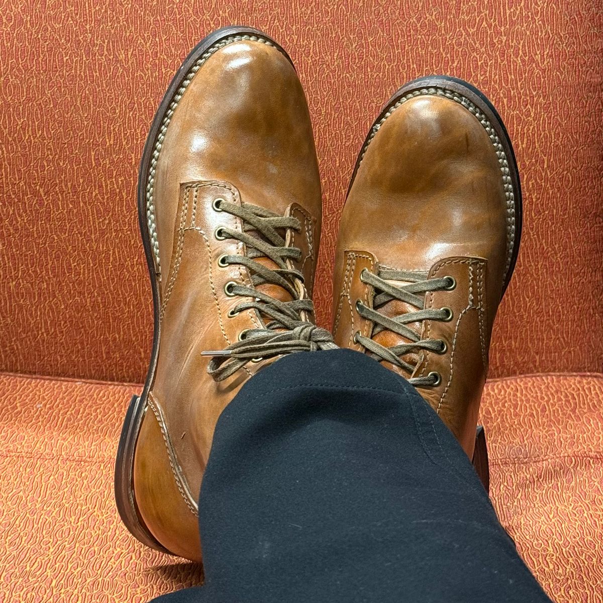 Photo by chris.8888 on February 6, 2026 of the Oldspeed MFG Service Boot 6” in Horween Russet Horsehide Strips.
