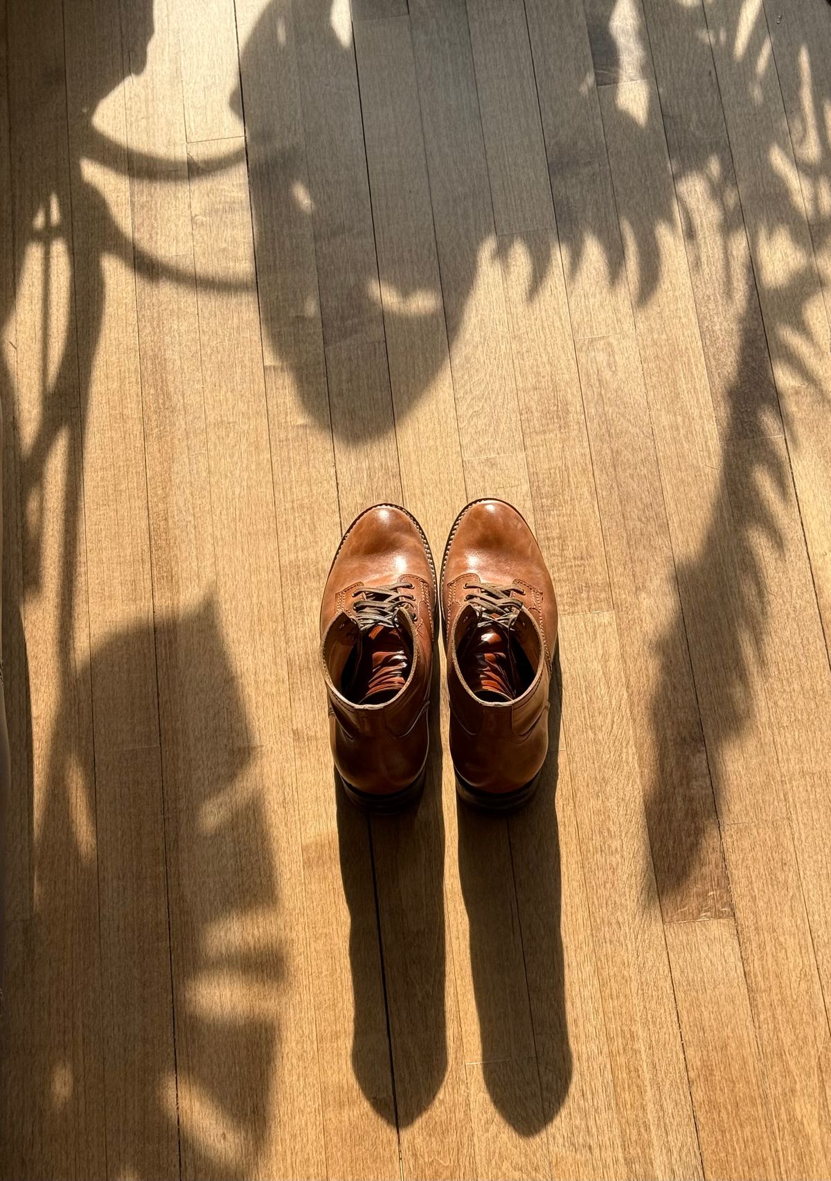 Photo by chris.8888 on February 14, 2026 of the Oldspeed MFG Service Boot 6” in Horween Russet Horsehide Strips.