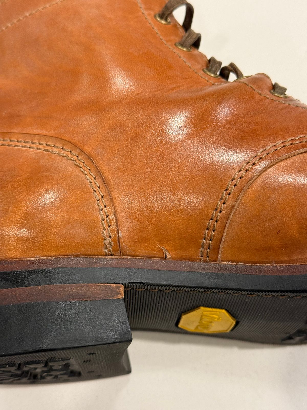 Photo by chris.8888 on February 3, 2026 of the Oldspeed MFG Service Boot 6” in Horween Russet Horsehide Strips.