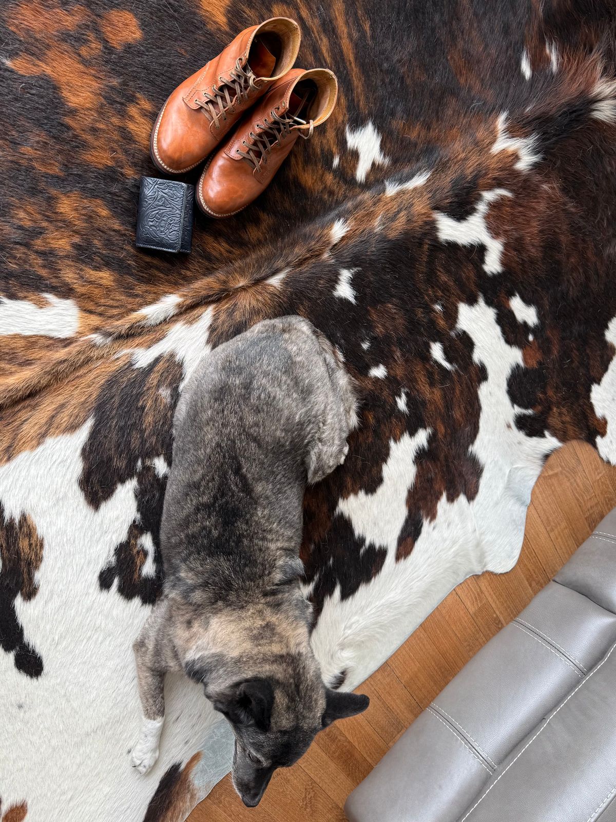 Photo by chris.8888 on February 22, 2026 of the Oldspeed MFG Service Boot 6” in Horween Russet Horsehide Strips.