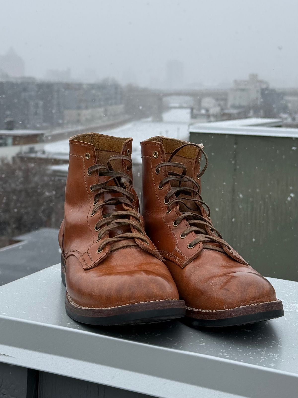 Photo by chris.8888 on February 28, 2026 of the Oldspeed MFG Service Boot 6” in Horween Russet Horsehide Strips.