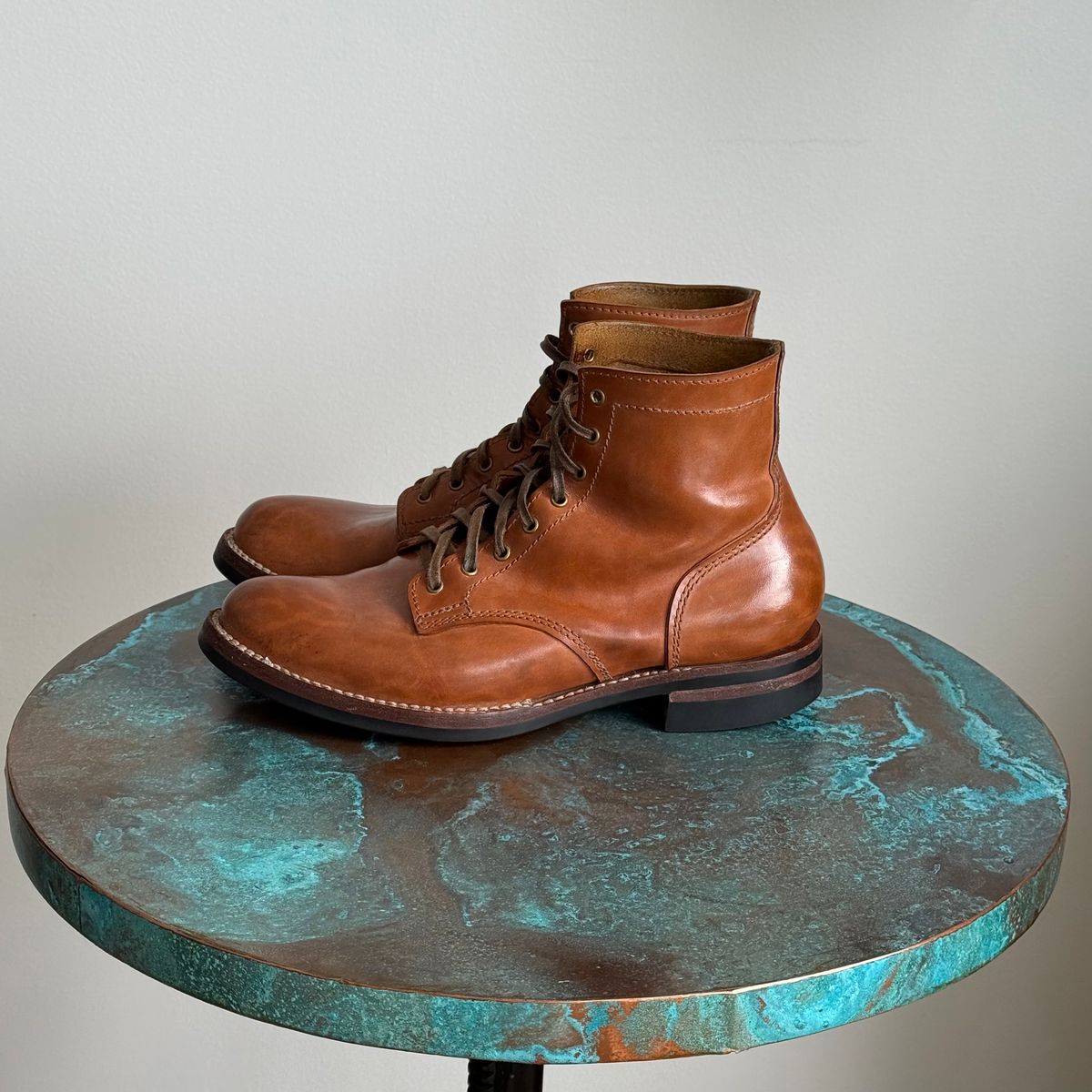 Photo by chris.8888 on March 1, 2026 of the Oldspeed MFG Service Boot 6” in Horween Russet Horsehide Strips.