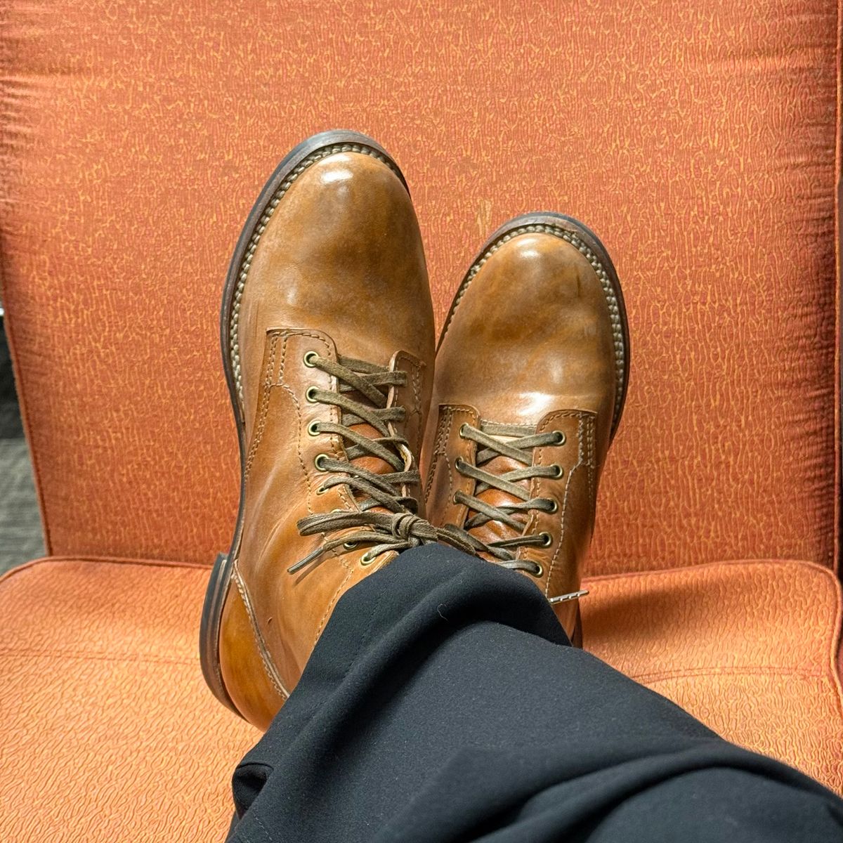 Photo by chris.8888 on March 13, 2026 of the Oldspeed MFG Service Boot 6” in Horween Russet Horsehide Strips.