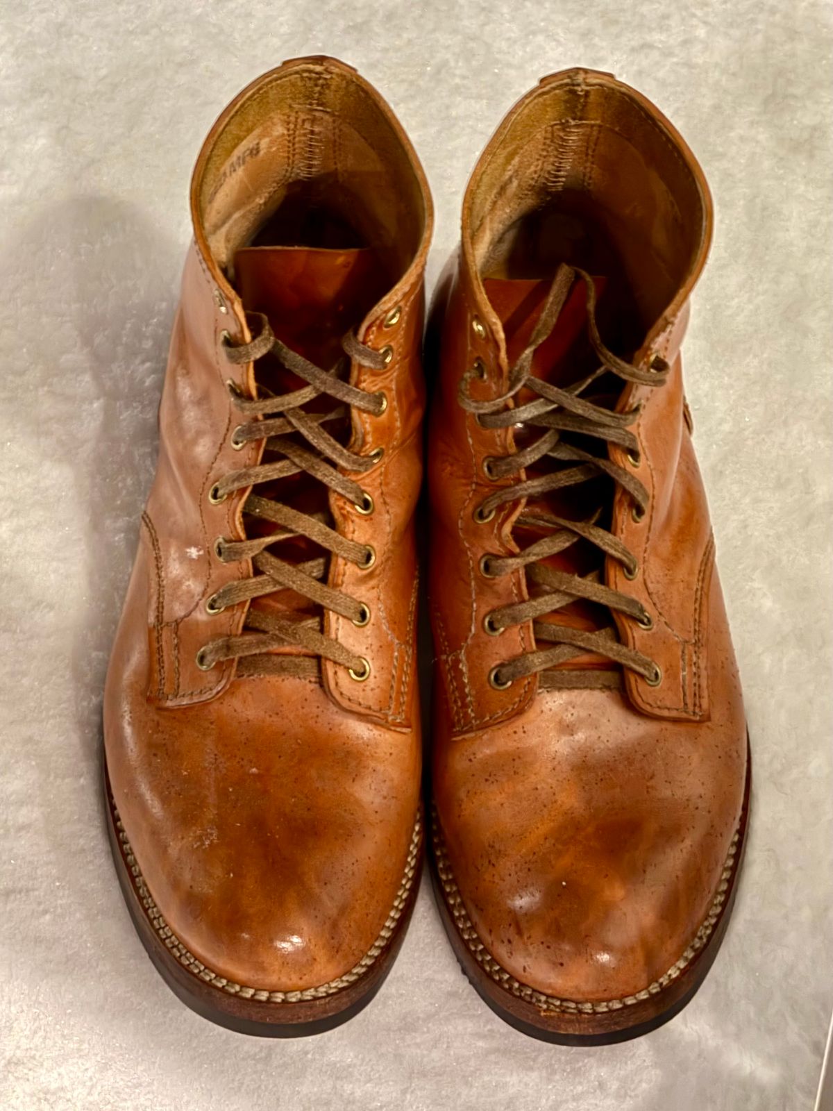 Photo by chris.8888 on March 16, 2026 of the Oldspeed MFG Service Boot 6” in Horween Russet Horsehide Strips.