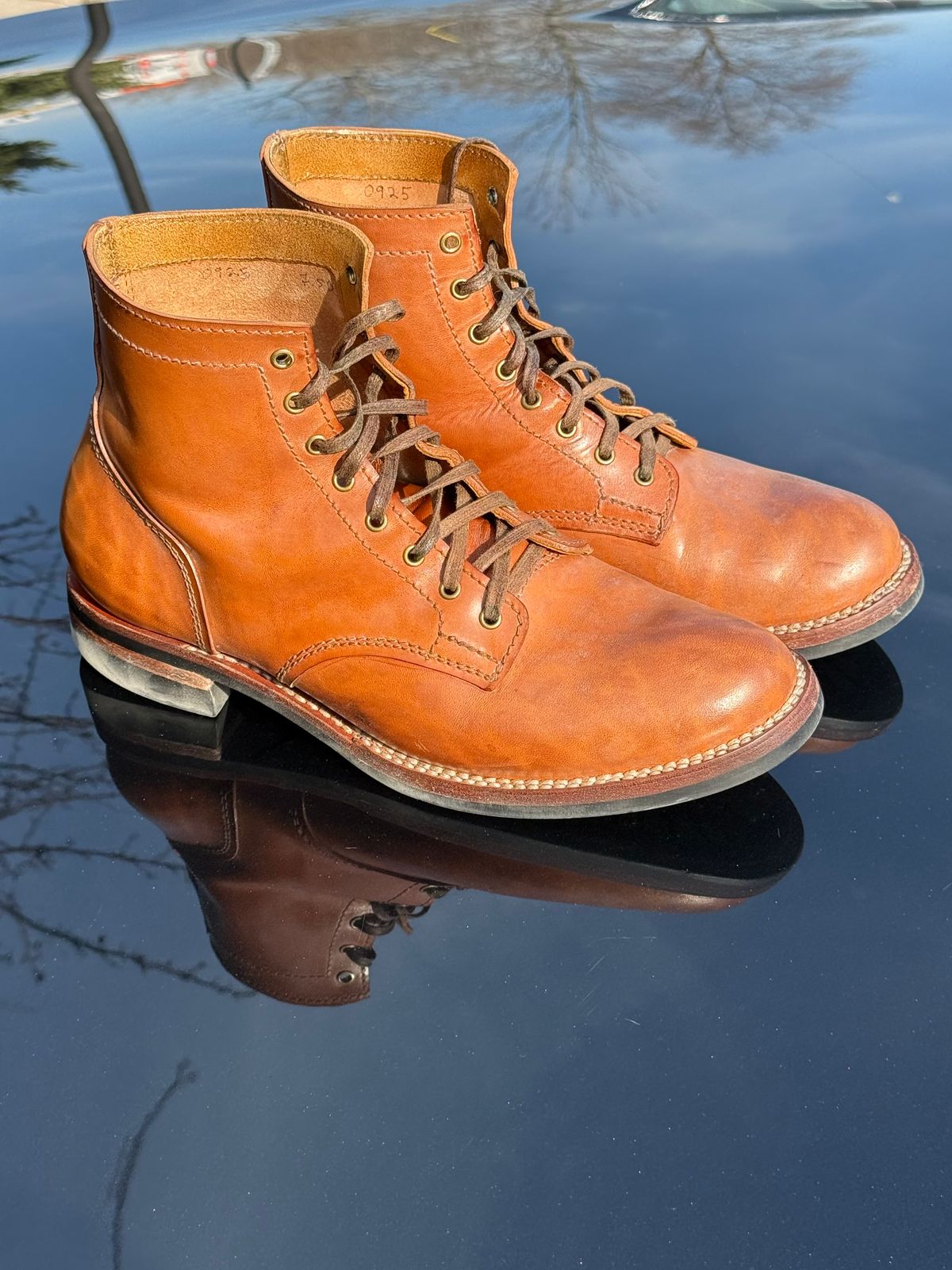 Photo by chris.8888 on March 25, 2026 of the Oldspeed MFG Service Boot 6” in Horween Russet Horsehide Strips.