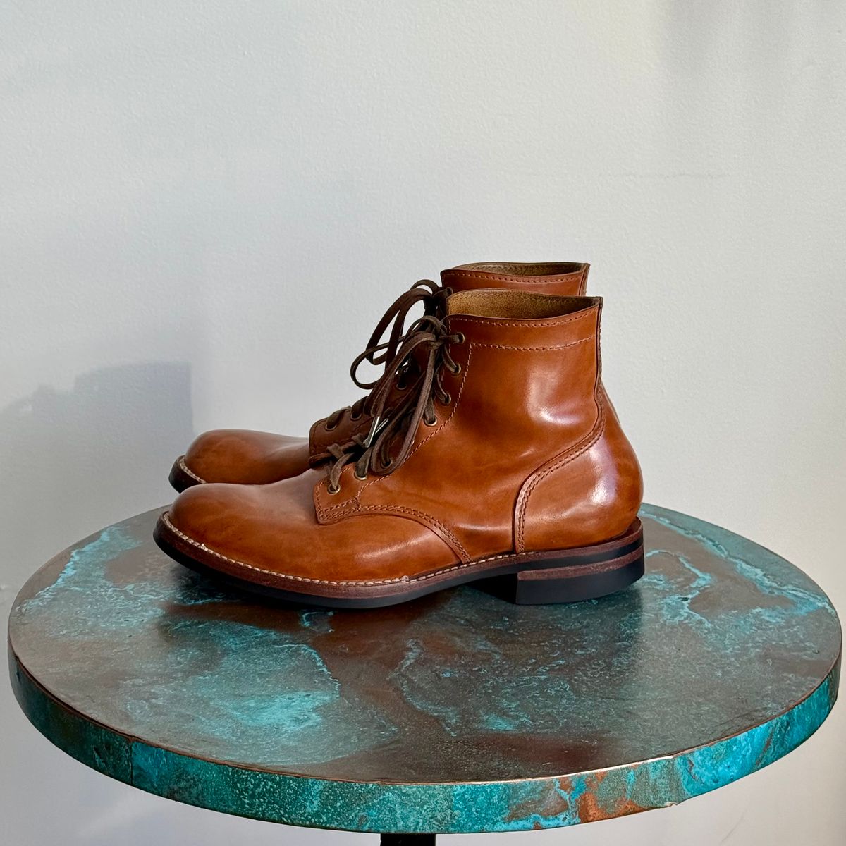 Photo by chris.8888 on April 1, 2026 of the Oldspeed MFG Service Boot 6” in Horween Russet Horsehide Strips.