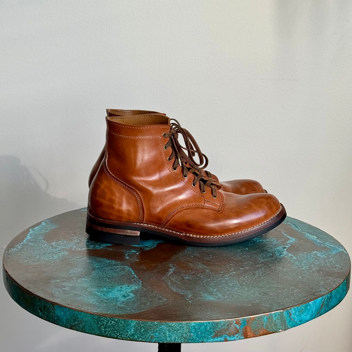 Photo by chris.8888 on April 1, 2026 of the Oldspeed MFG Service Boot 6” in Horween Russet Horsehide Strips.