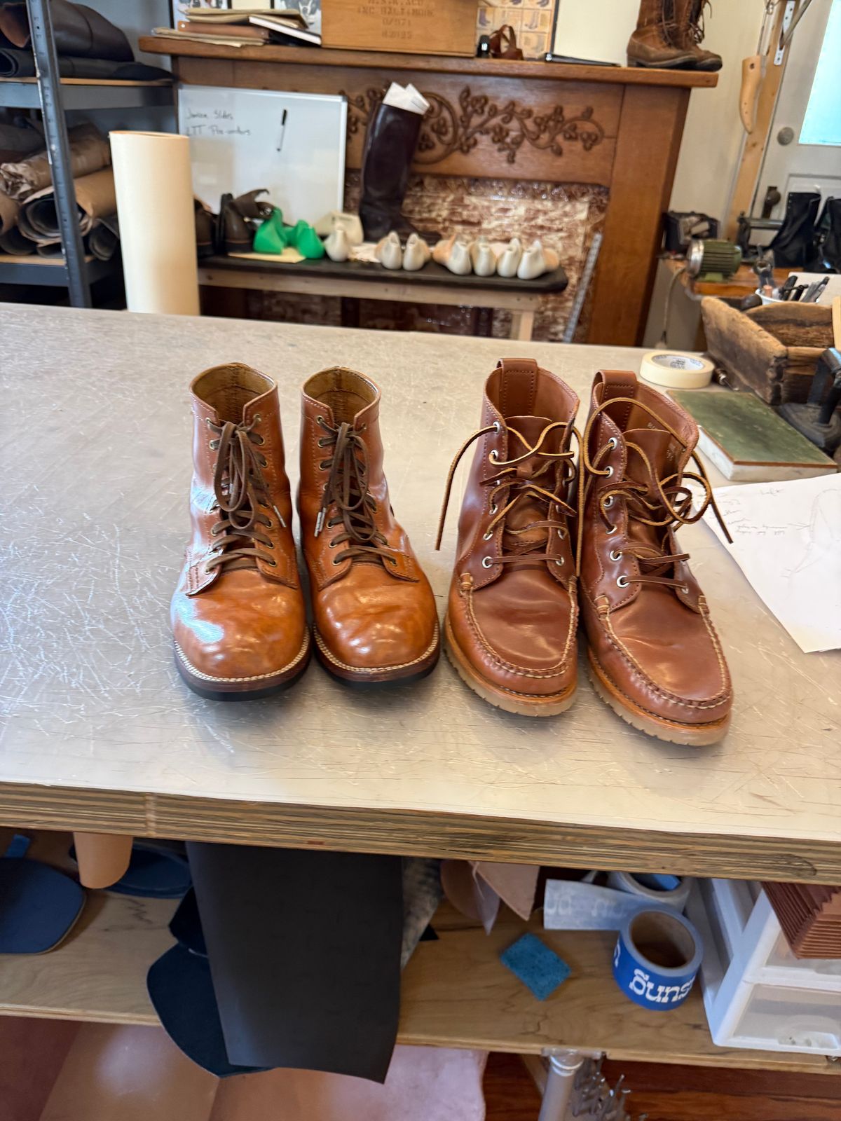Photo by chris.8888 on April 1, 2026 of the Oldspeed MFG Service Boot 6” in Horween Russet Horsehide Strips.