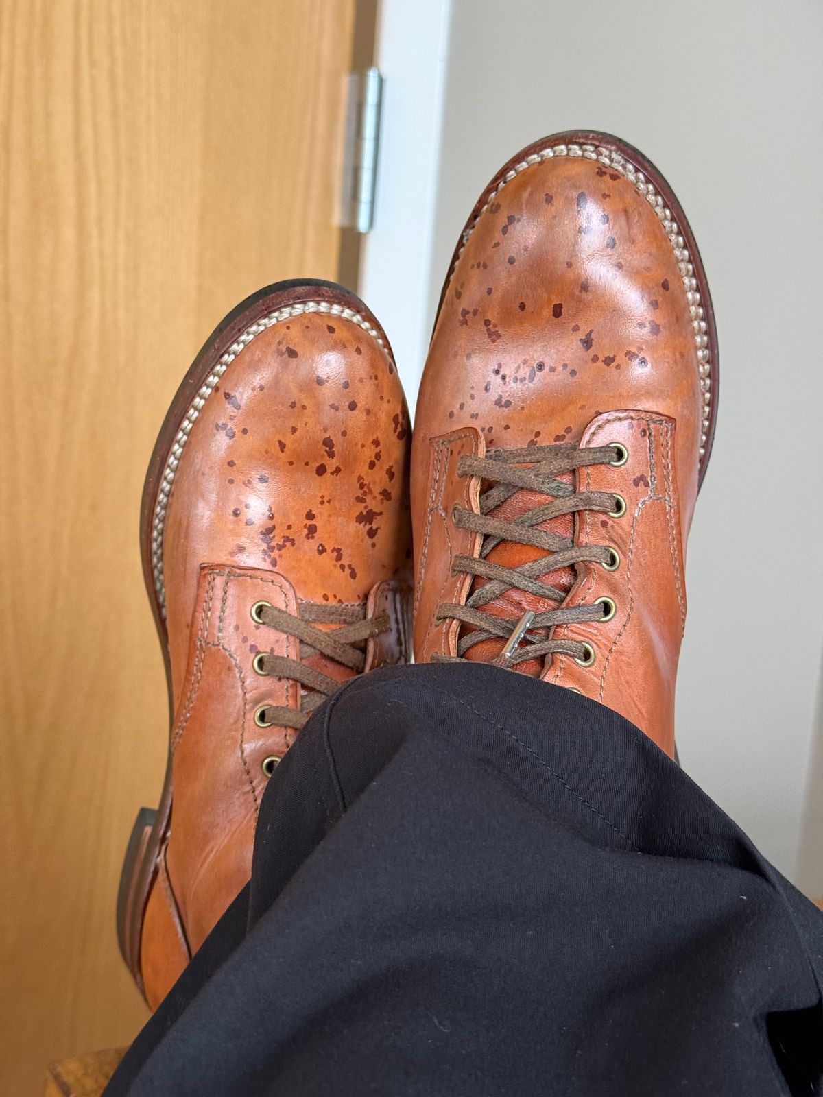 Photo by chris.8888 on June 24, 2026 of the Oldspeed MFG Service Boot 6” in Horween Russet Horsehide Strips.