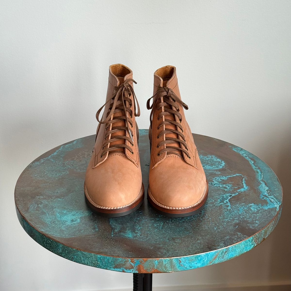 Photo by chris.8888 on October 1, 2025 of the Oldspeed Service Boot 6” in Horween Russet Horsehide Strips.