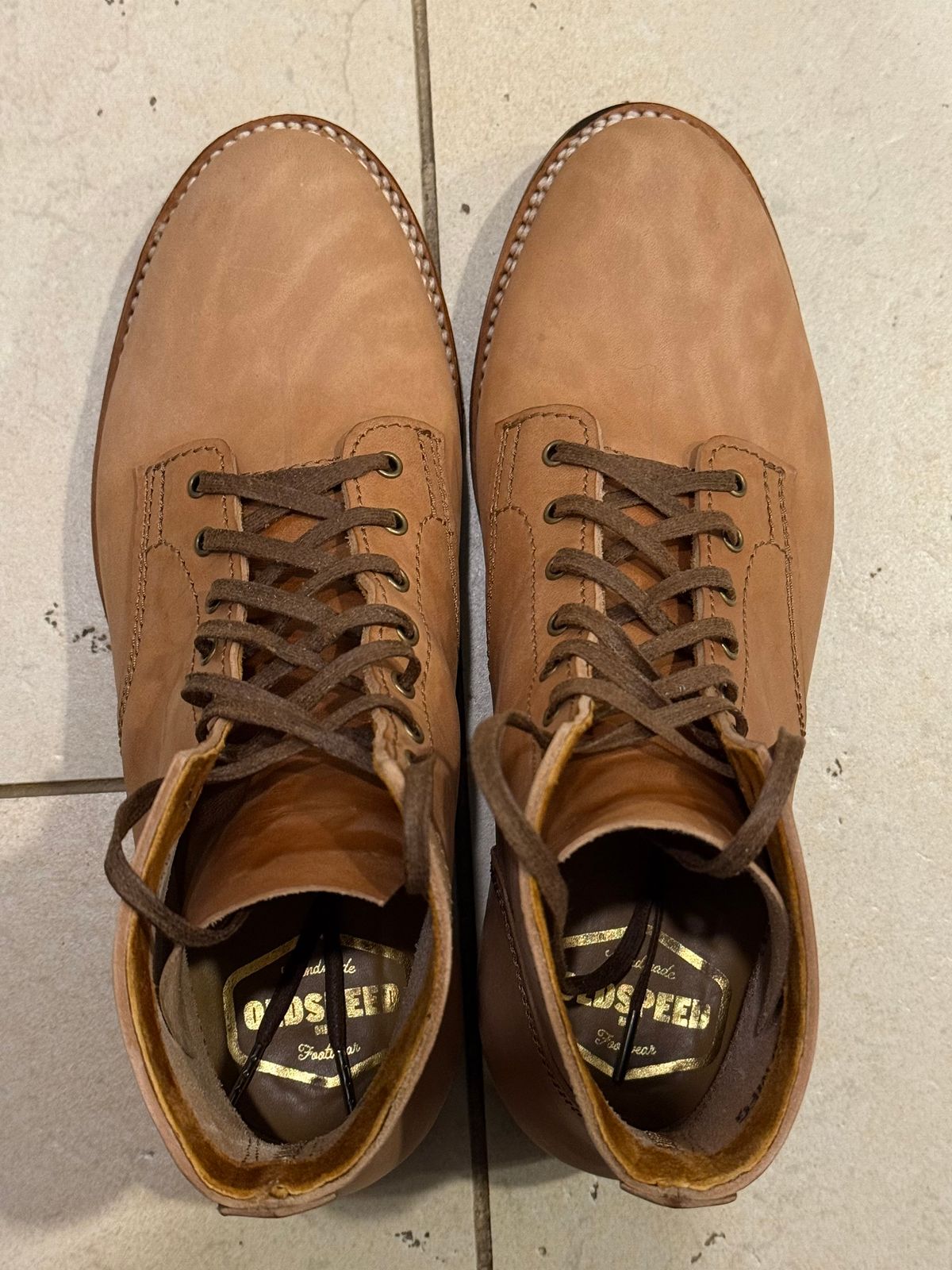 Photo by chris.8888 on October 3, 2025 of the Oldspeed Service Boot 6” in Horween Russet Horsehide Strips.