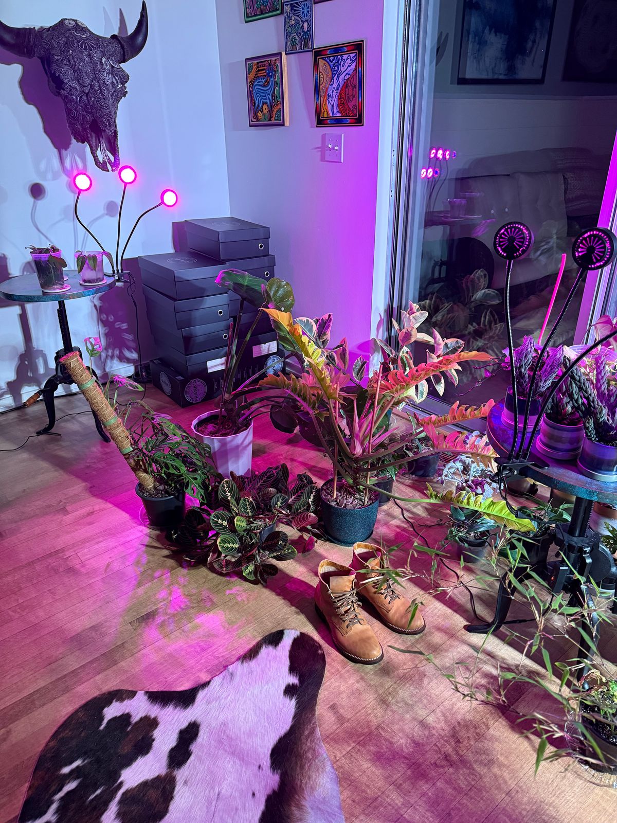 Photo by chris.8888 on October 8, 2025 of the Oldspeed Service Boot 6” in Horween Russet Horsehide Strips.