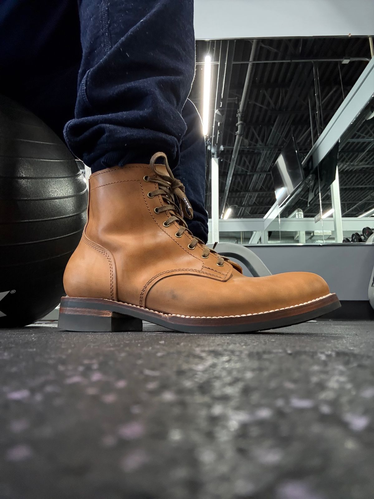 Photo by chris.8888 on October 11, 2025 of the Oldspeed Service Boot 6” in Horween Russet Horsehide Strips.