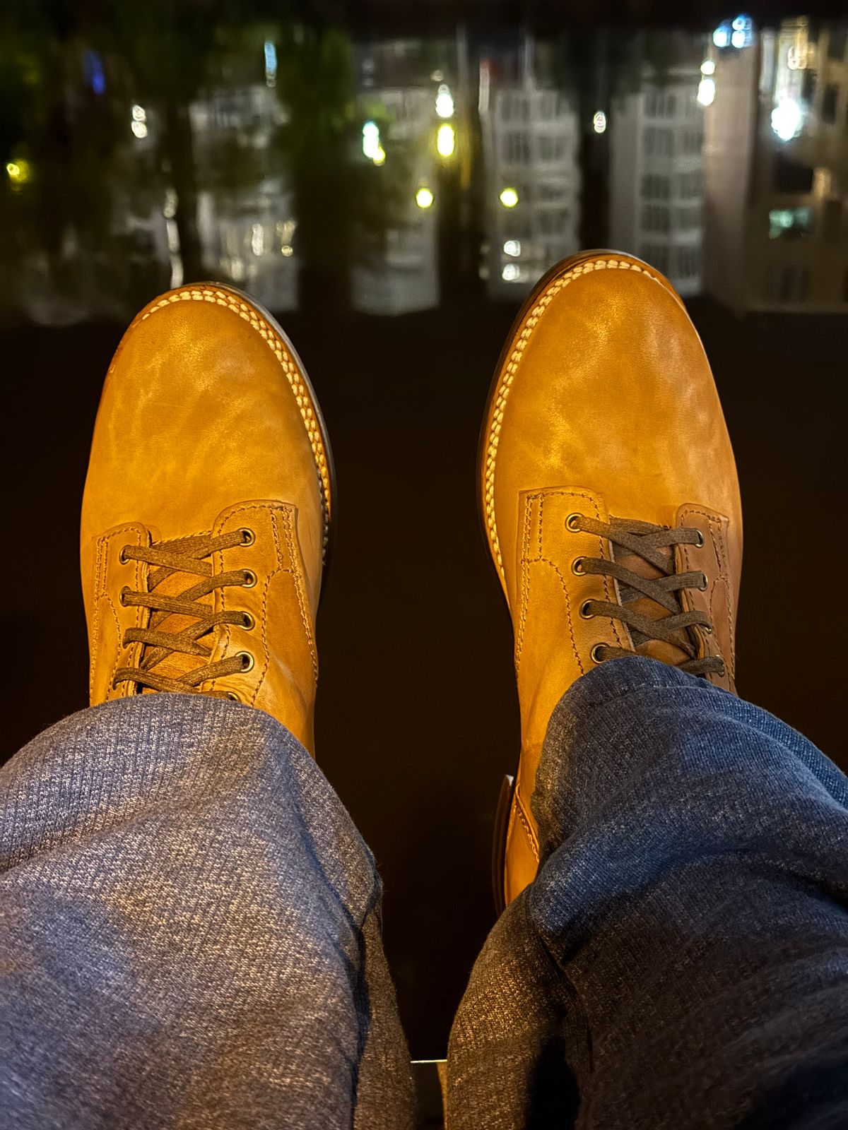 Photo by chris.8888 on October 16, 2025 of the Oldspeed Service Boot 6” in Horween Russet Horsehide Strips.