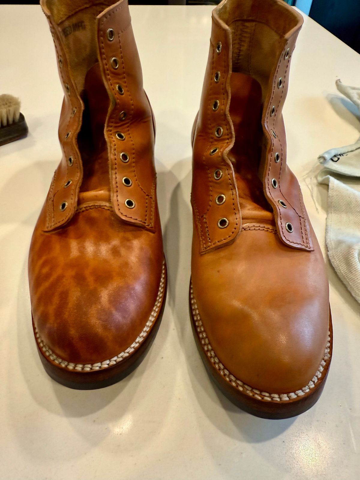 Photo by chris.8888 on November 1, 2025 of the Oldspeed Service Boot 6” in Horween Russet Horsehide Strips.