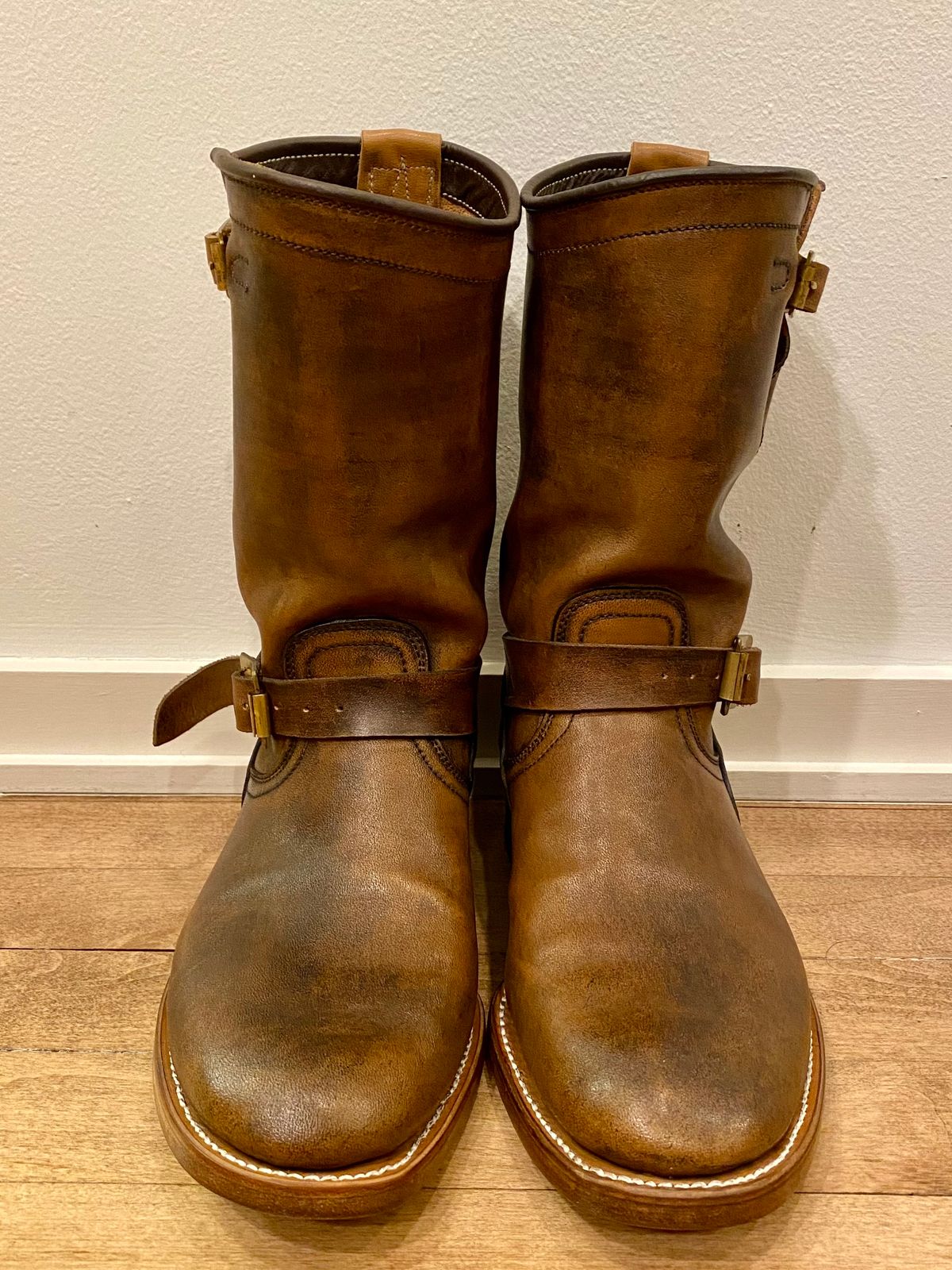 Photo by chris.8888 on January 11, 2025 of the Unsung U 22-2 Engineer Boot in Horween Chelsea Horsefront.