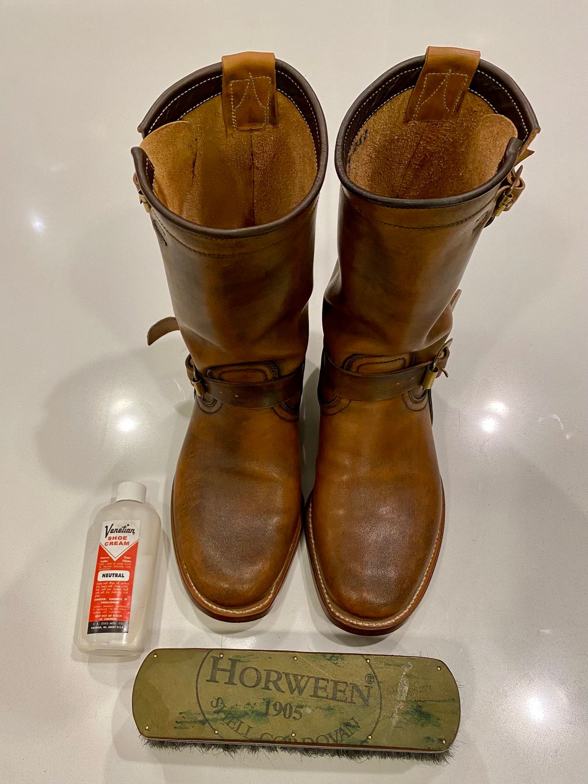 Photo by chris.8888 on June 16, 2025 of the Unsung U 22-2 Engineer Boot in Horween Chelsea Horsefront.