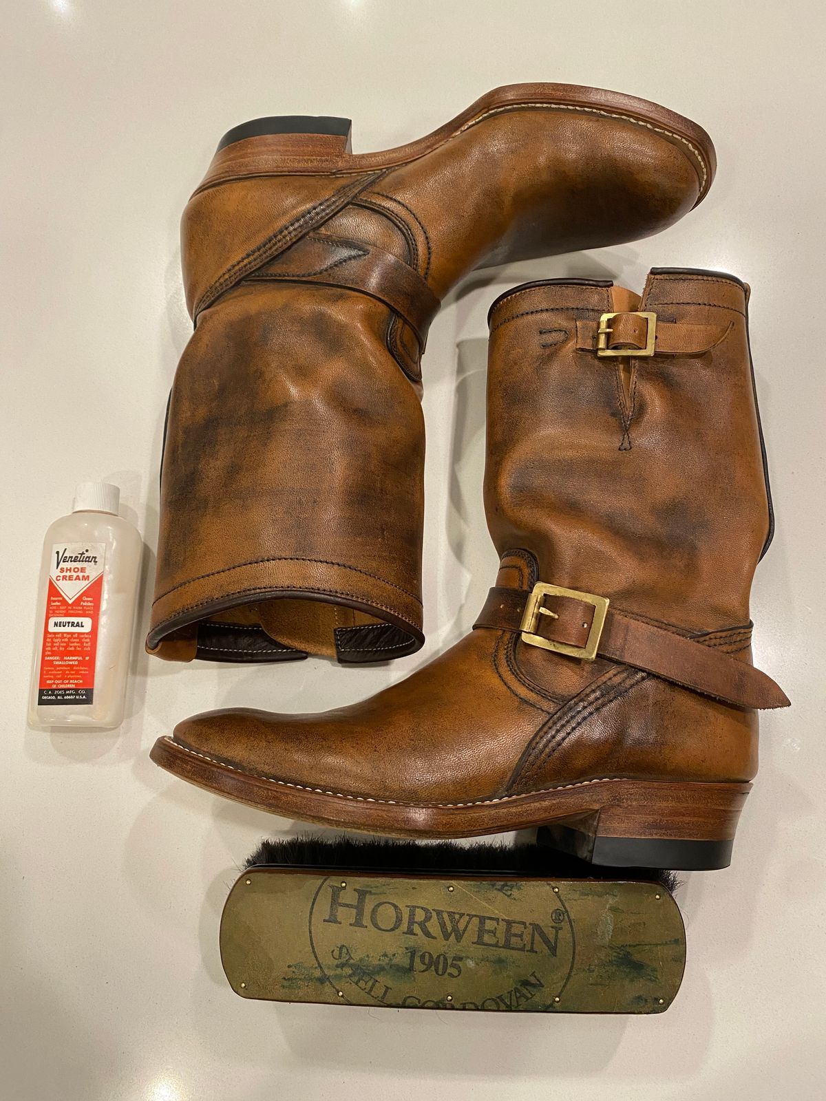 Photo by chris.8888 on June 16, 2025 of the Unsung U 22-2 Engineer Boot in Horween Chelsea Horsefront.