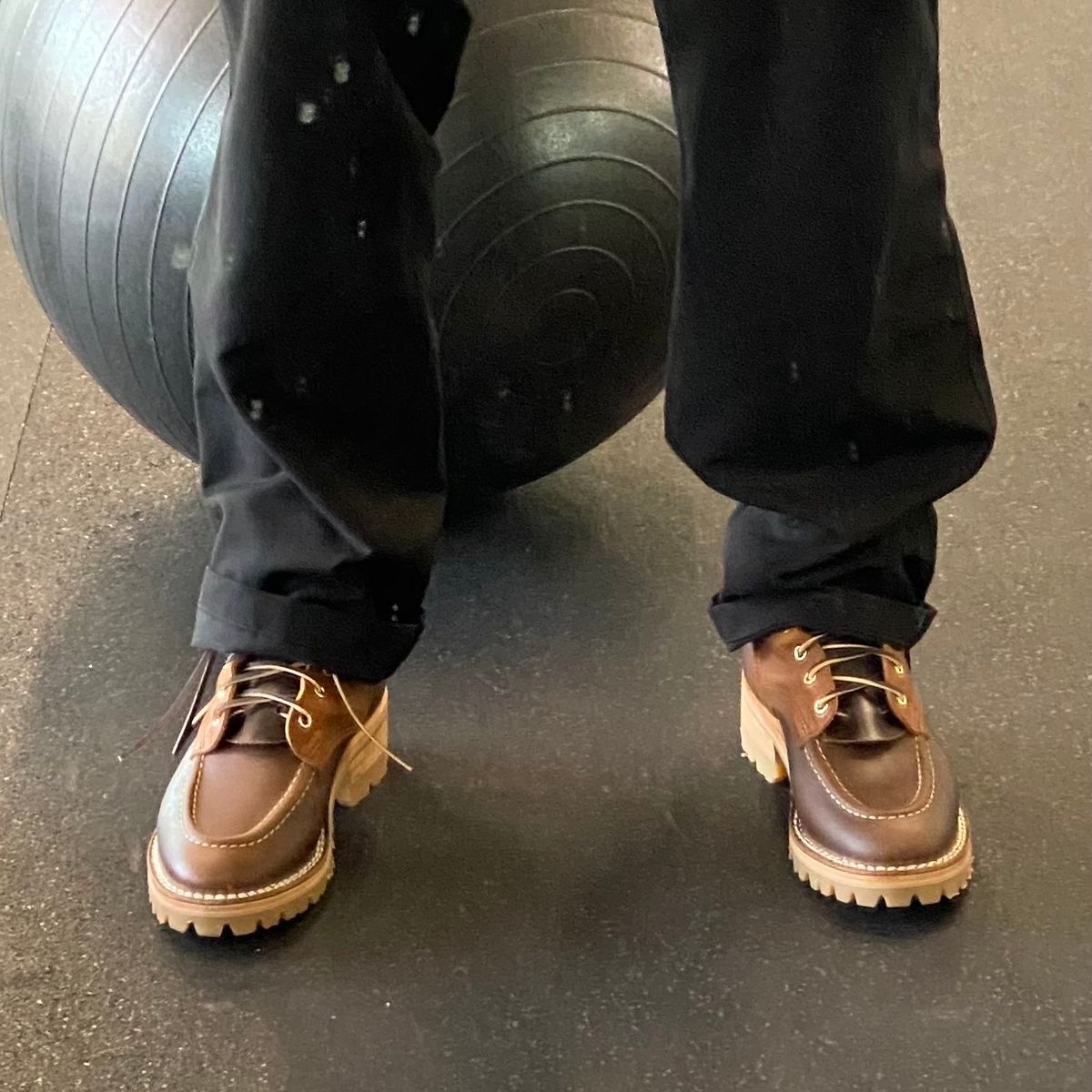 Photo by chris.8888 on May 16, 2025 of the Nicks x Parkhurst V3 in Horween Spokane Honey Smooth/Waxed.