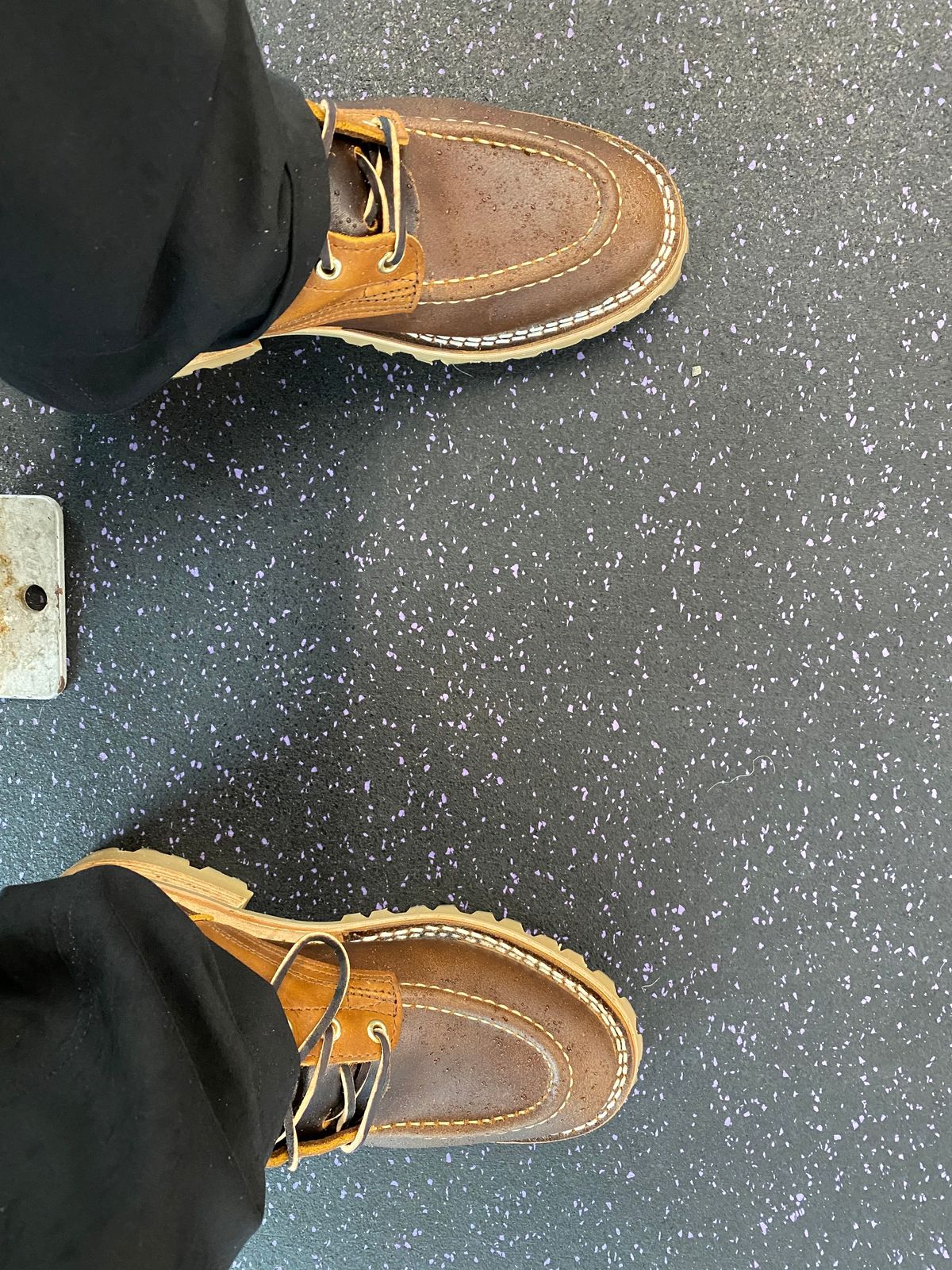 Photo by chris.8888 on May 20, 2025 of the Nicks x Parkhurst V3 in Horween Spokane Honey Smooth/Waxed.