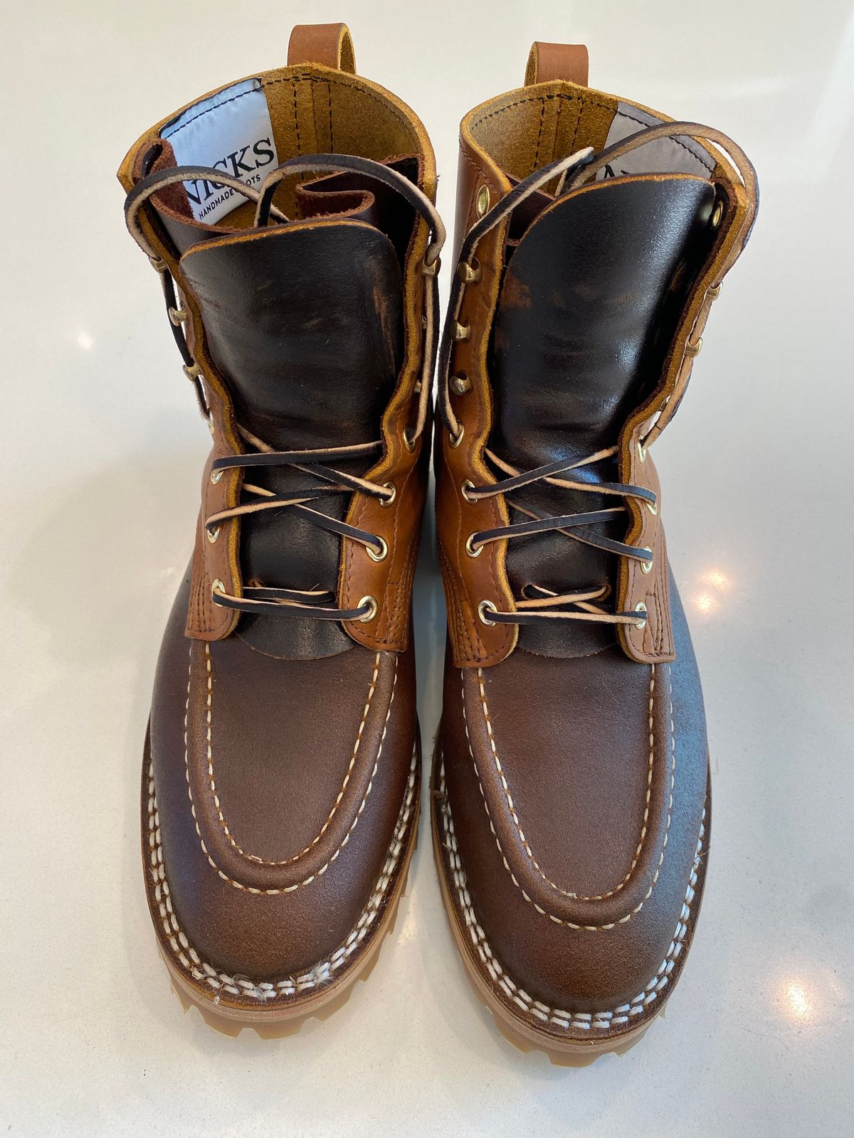 Photo by chris.8888 on May 23, 2025 of the Nicks x Parkhurst V3 in Horween Spokane Honey Smooth/Waxed.