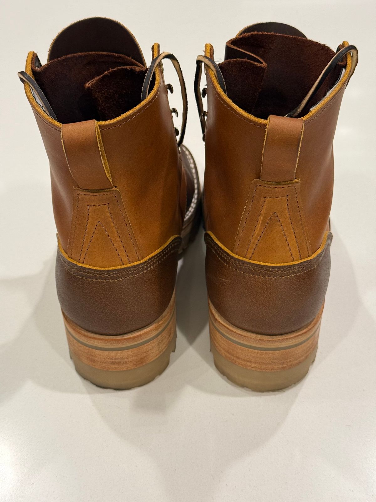 Photo by chris.8888 on September 20, 2025 of the Nicks x Parkhurst V3 in Horween Spokane Honey Smooth/Waxed.