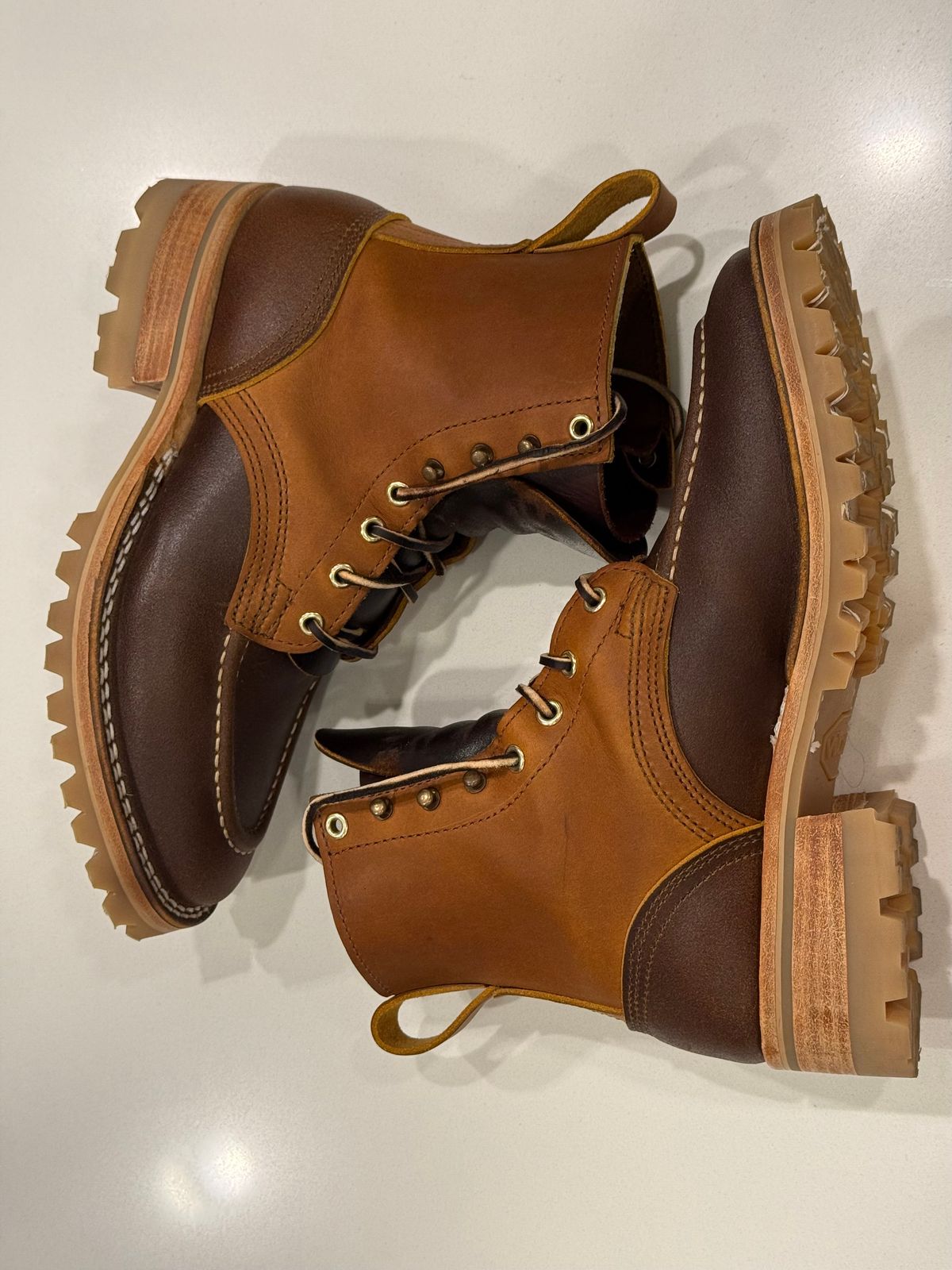 Photo by chris.8888 on September 20, 2025 of the Nicks x Parkhurst V3 in Horween Spokane Honey Smooth/Waxed.