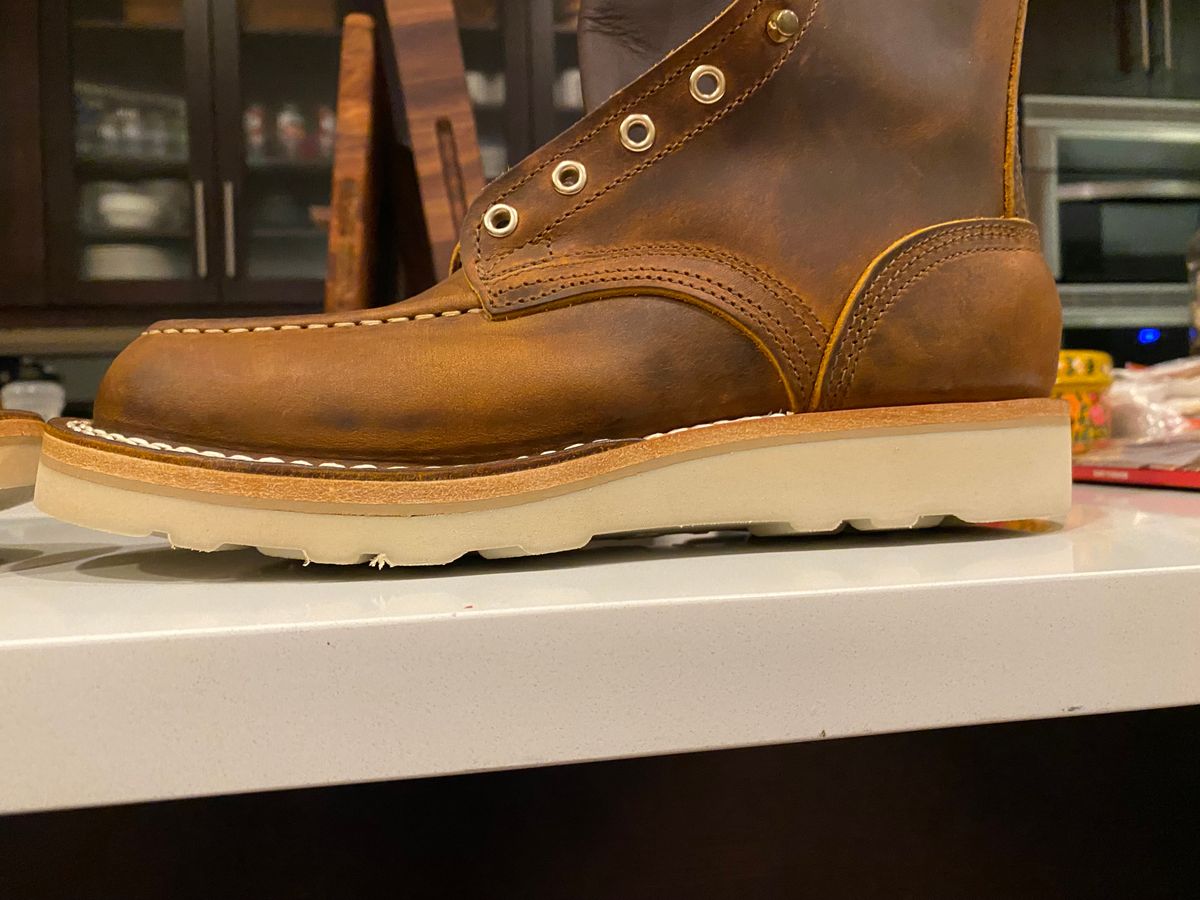 Photo by chris.8888 on September 27, 2024 of the Nicks Moc Toe in Horween Orange Predator.