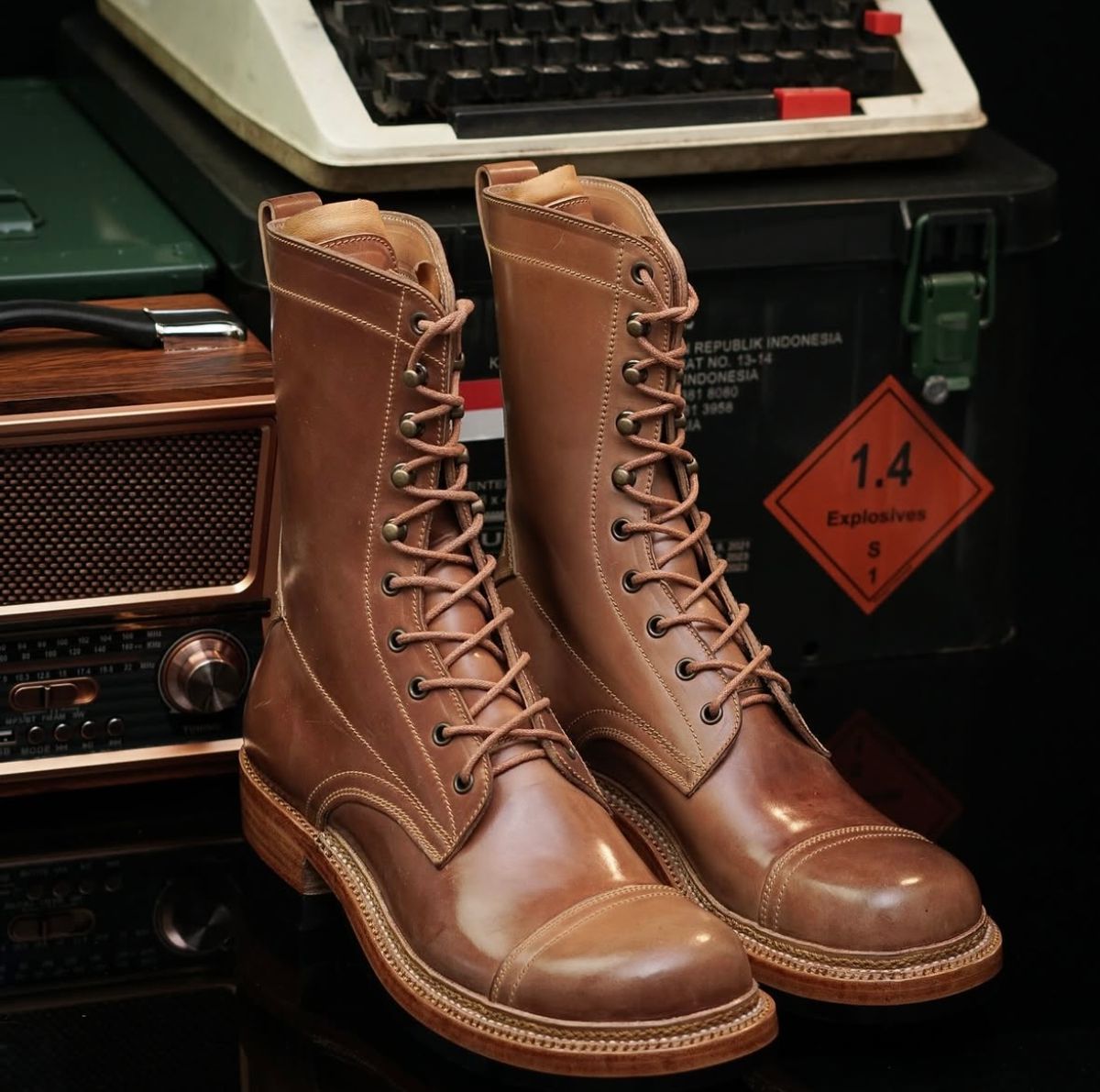 Photo by chris.8888 on June 30, 2025 of the Caswell Boot Company x Fortis Munson Last Collaboration in Horween Natural Shell Cordovan.