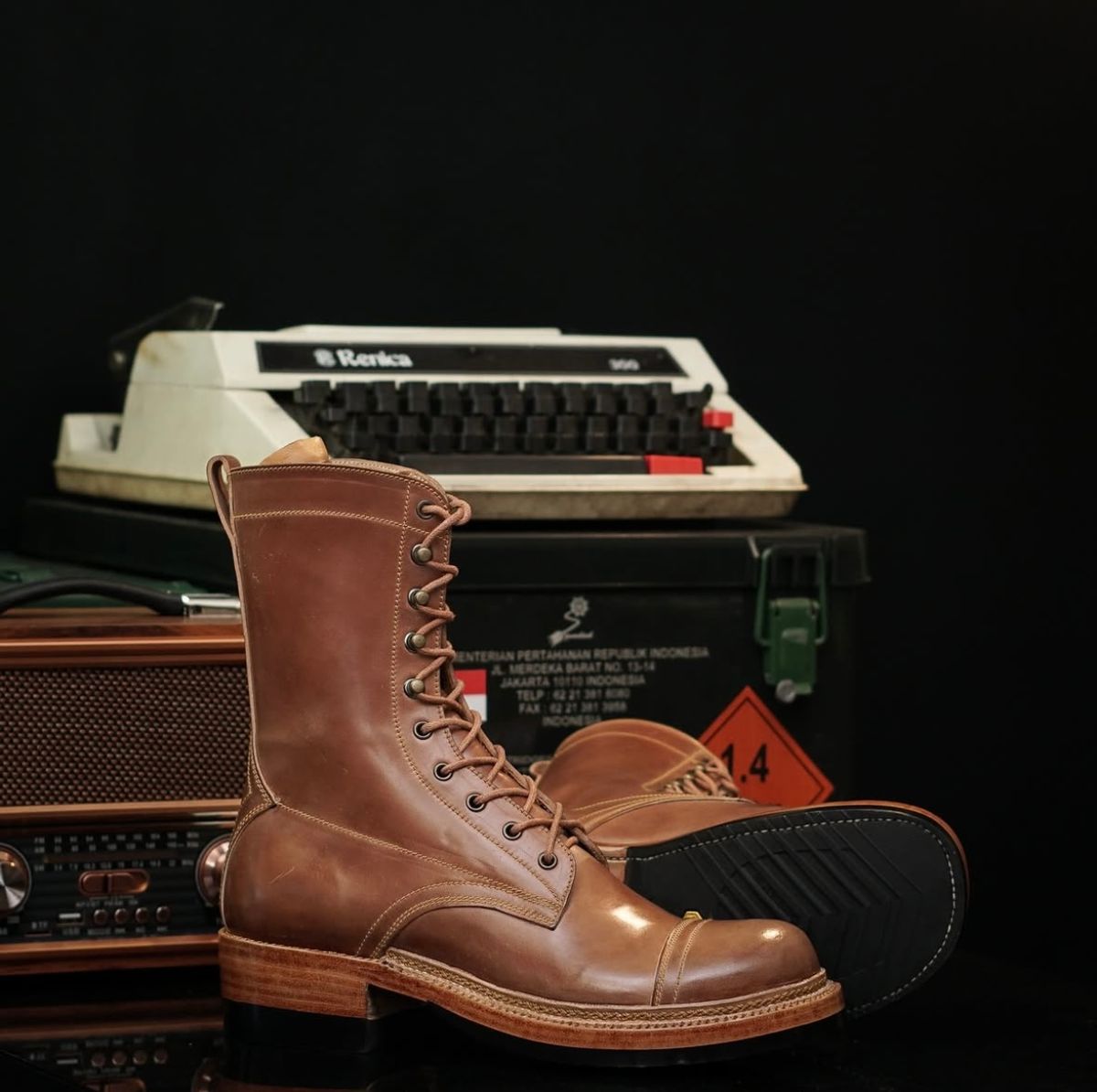 Photo by chris.8888 on June 30, 2025 of the Caswell Boot Company x Fortis Munson Last Collaboration in Horween Natural Shell Cordovan.