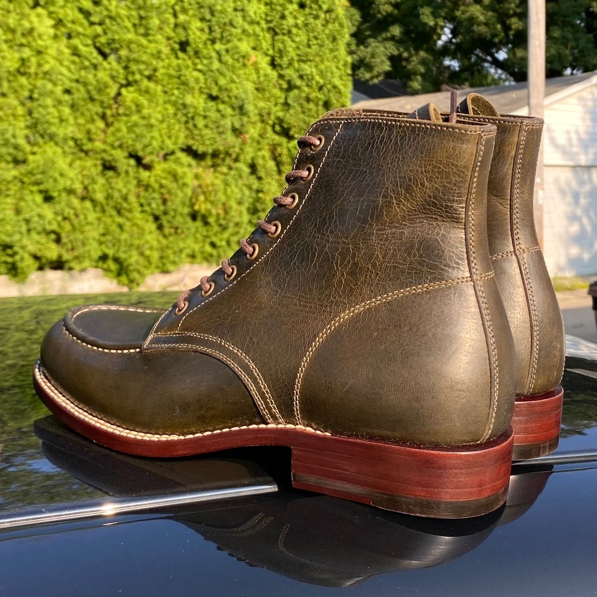 Photo by chris.8888 on July 11, 2024 of the Caswell Boot Company Danville in Gallun Olive Teton Stag.
