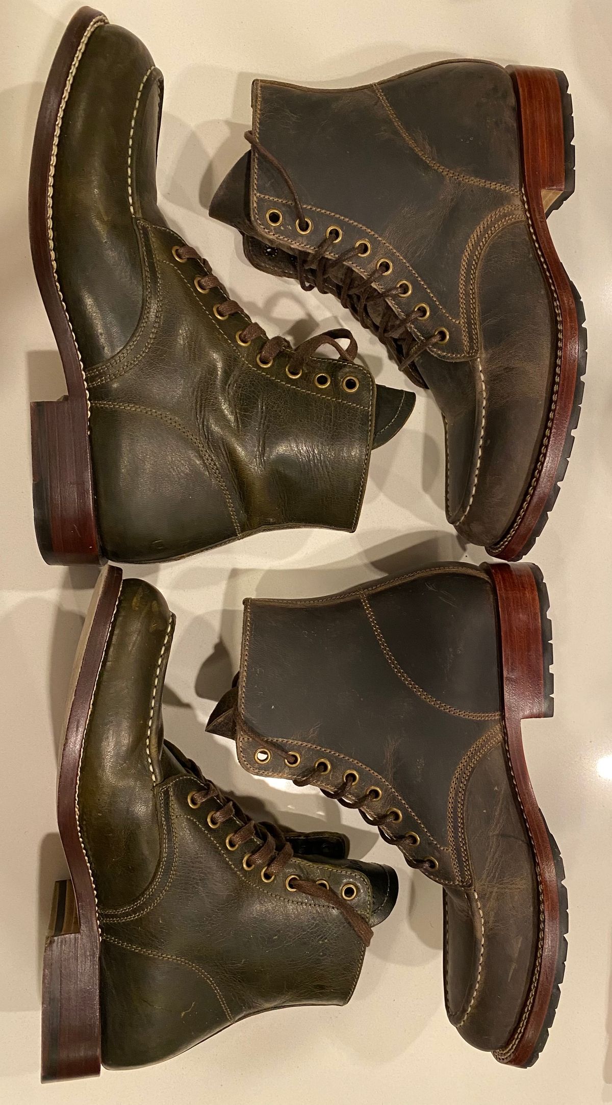 Photo by chris.8888 on December 15, 2024 of the Caswell Boot Company Danville in Gallun Olive Teton Stag.