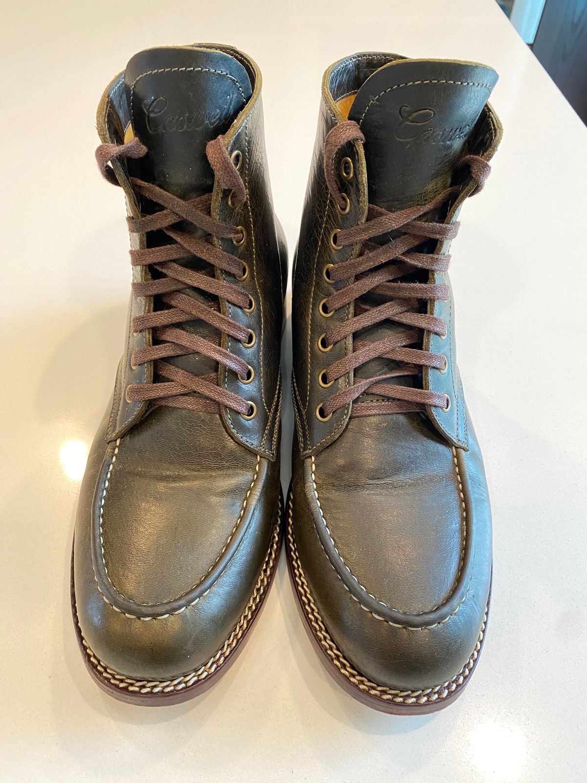 Photo by chris.8888 on May 2, 2025 of the Caswell Boot Company Danville in Gallun Olive Teton Stag.