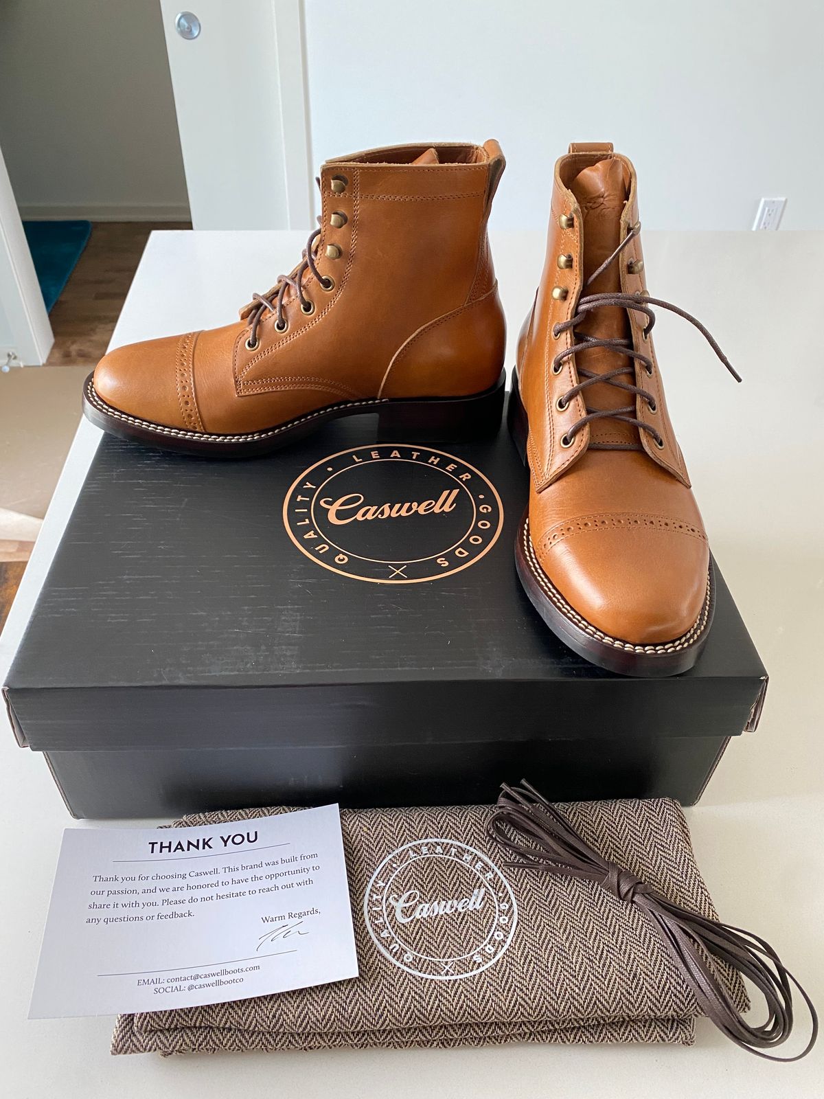Photo by chris.8888 on March 16, 2024 of the Caswell Boot Company Garrett in Gallun Big Sky Natural Calf.
