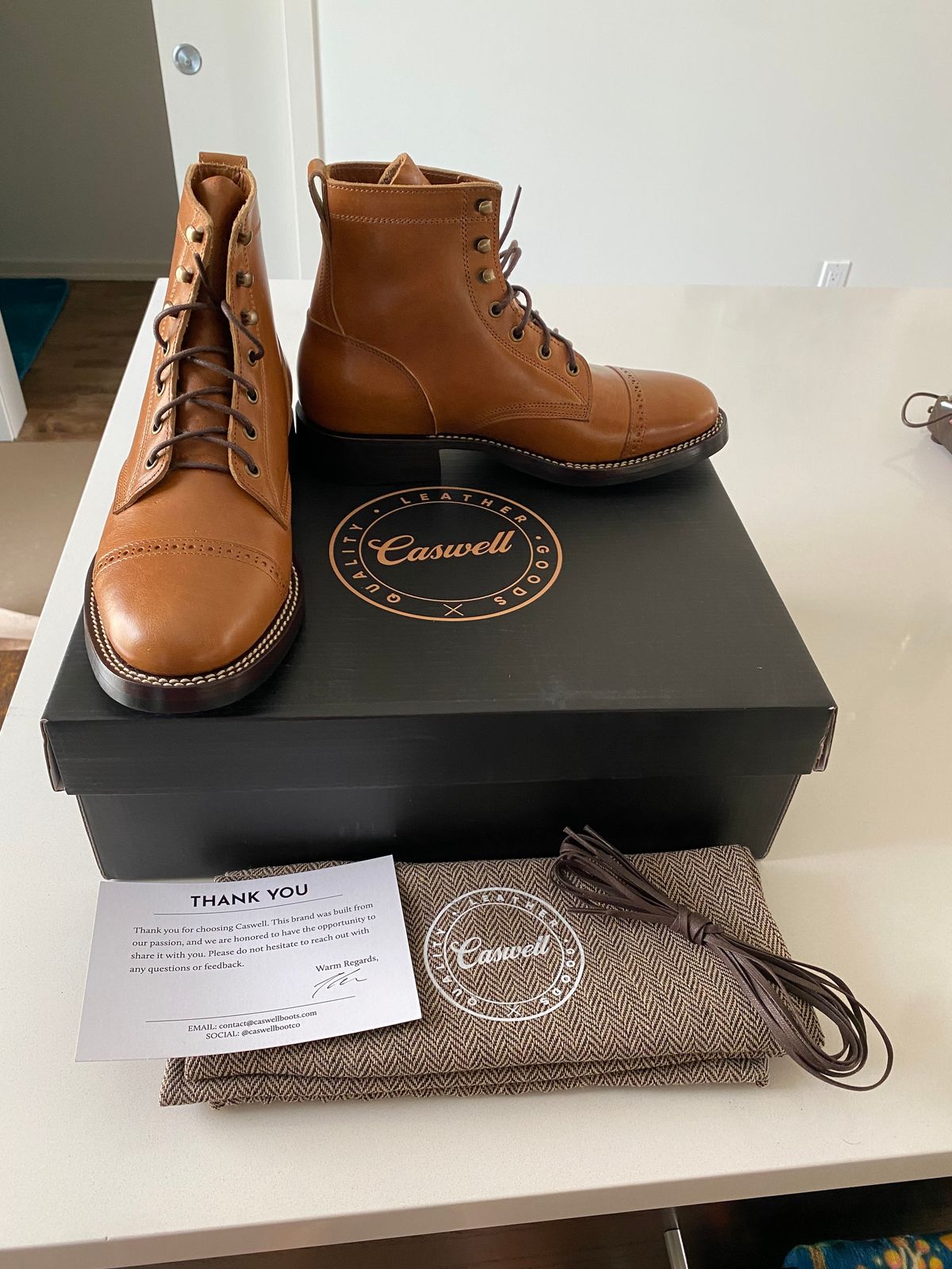 Photo by chris.8888 on March 16, 2024 of the Caswell Boot Company Garrett in Gallun Big Sky Natural Calf.