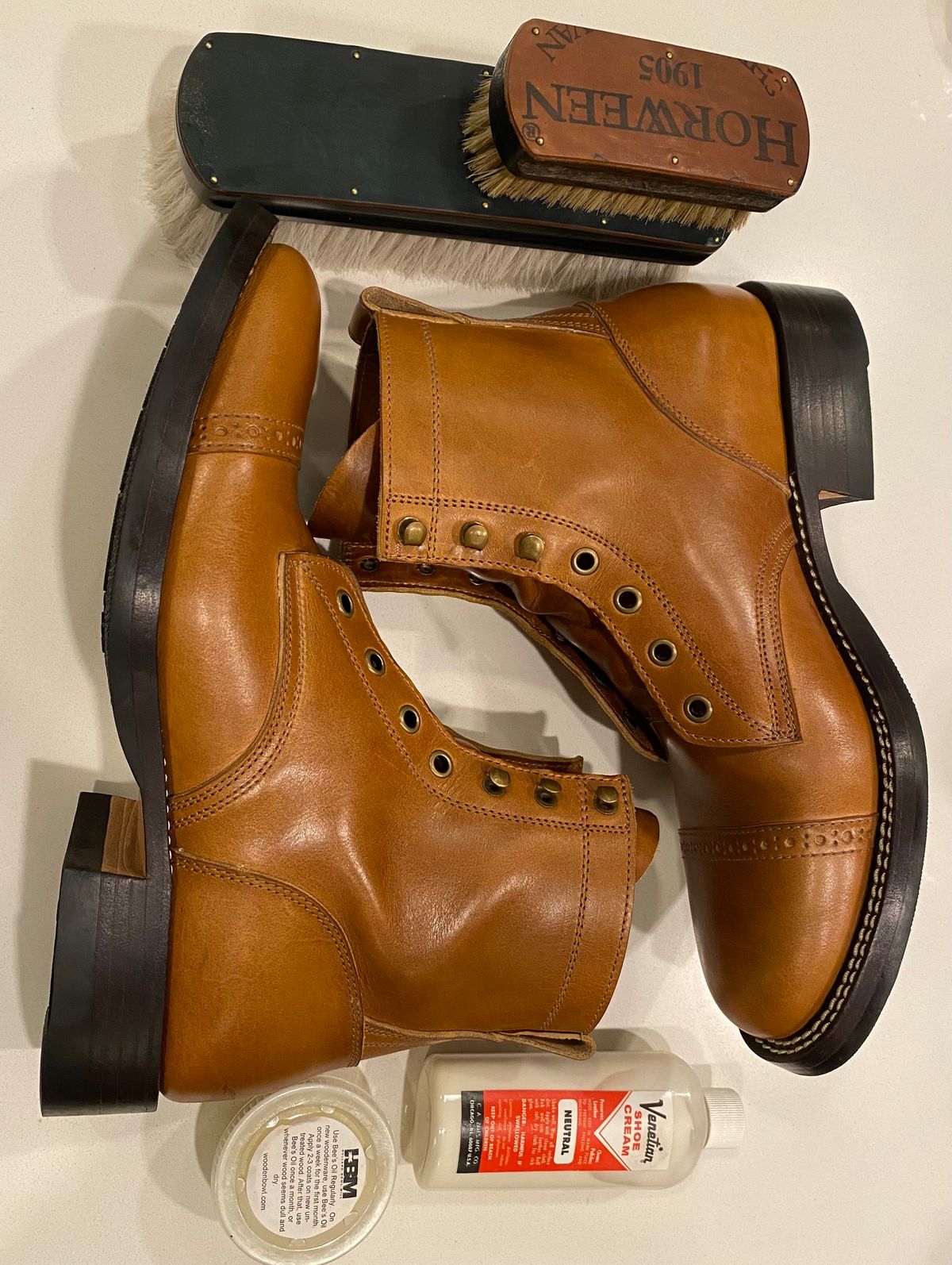 Photo by chris.8888 on February 27, 2025 of the Caswell Boot Company Garrett in Gallun Big Sky Natural Calf.