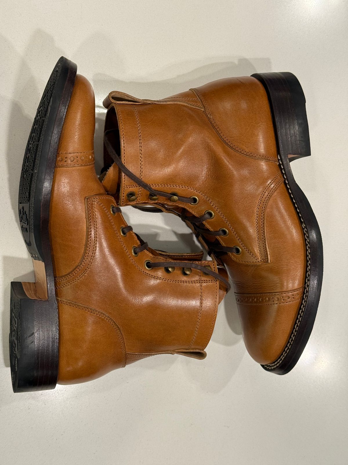 Photo by chris.8888 on September 30, 2025 of the Caswell Boot Company Garrett in Gallun Big Sky Natural Calf.