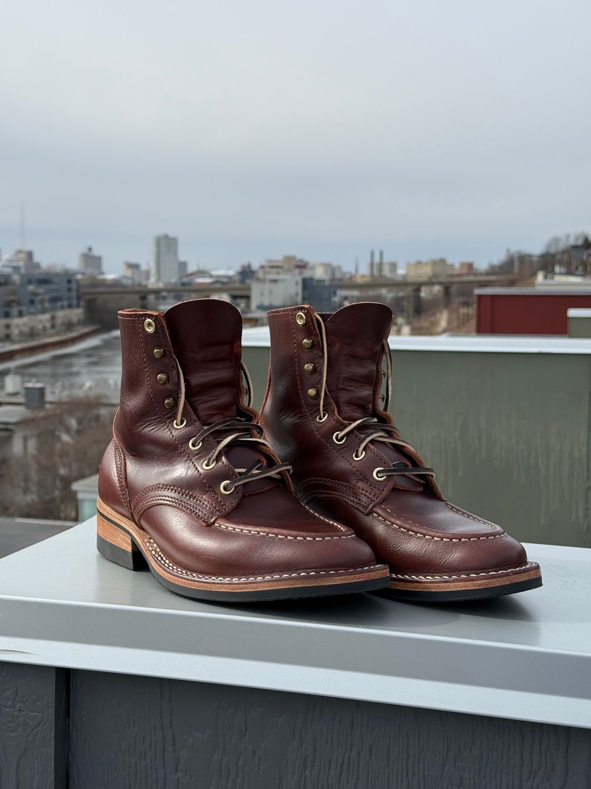 Photo by chris.8888 on February 28, 2026 of the Nicks x Parkhurst V3 in Horween Timber Roanoke.