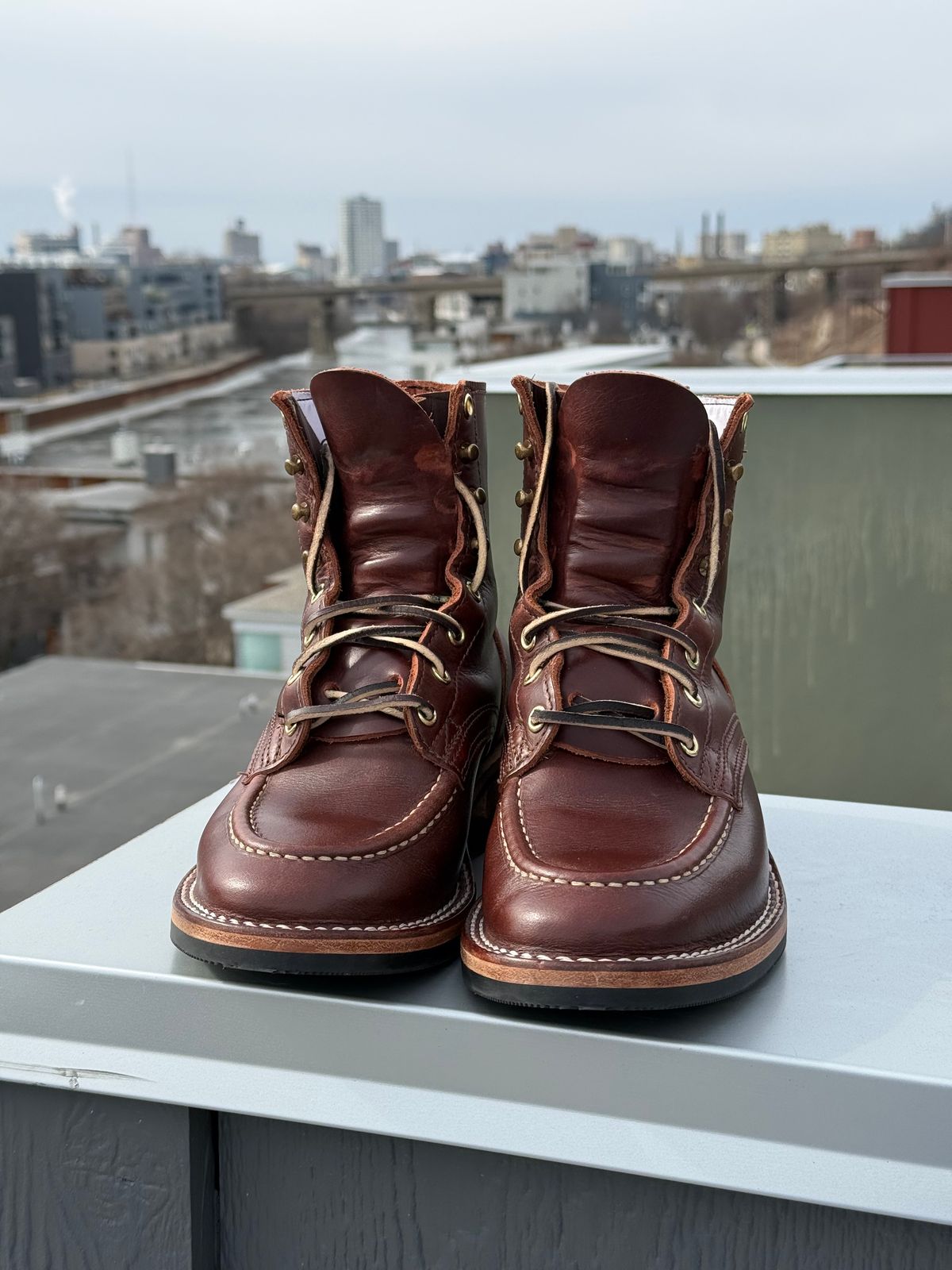 Photo by chris.8888 on February 28, 2026 of the Nicks x Parkhurst V3 in Horween Timber Roanoke.