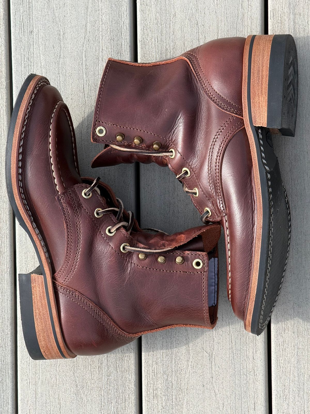 Photo by chris.8888 on February 28, 2026 of the Nicks x Parkhurst V3 in Horween Timber Roanoke.